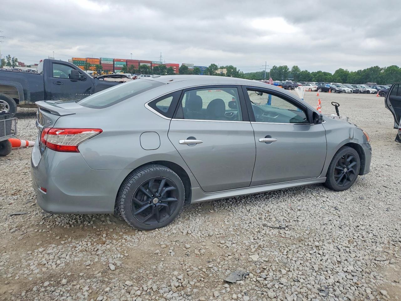 2013 Nissan Sentra S - Фото 3