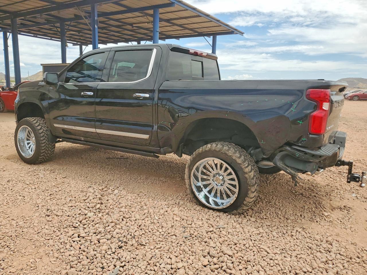 2025 Chevrolet Silverado K1500 High Country - Image 2