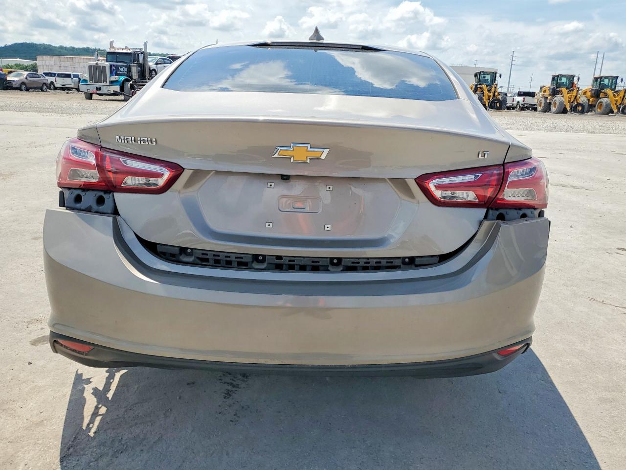 2022 Chevrolet Malibu Lt - Фото 6