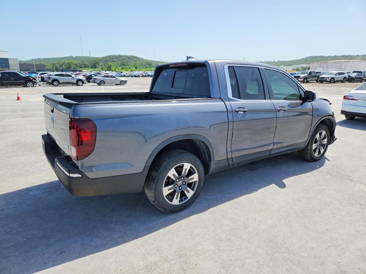 2019 Honda Ridgeline Rtl - Image 3