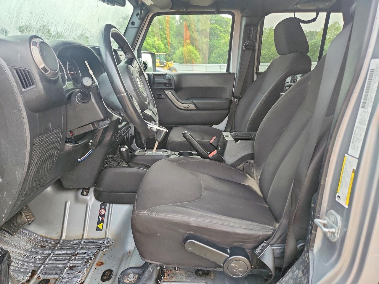 2014 Jeep Wrangler Unlimited Sport - Фото 7