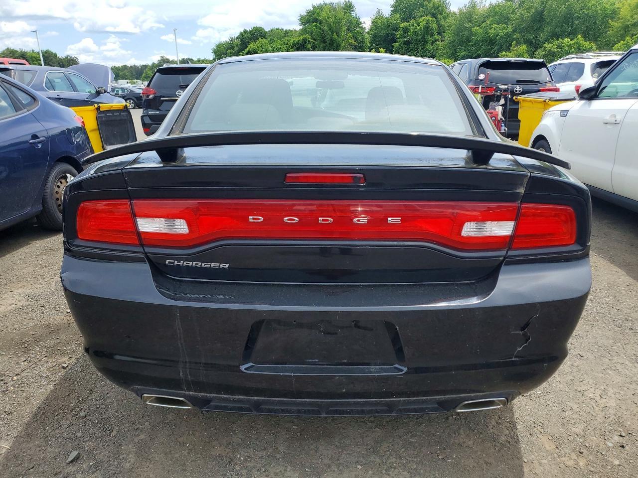 2014 Dodge Charger Se - Image 6