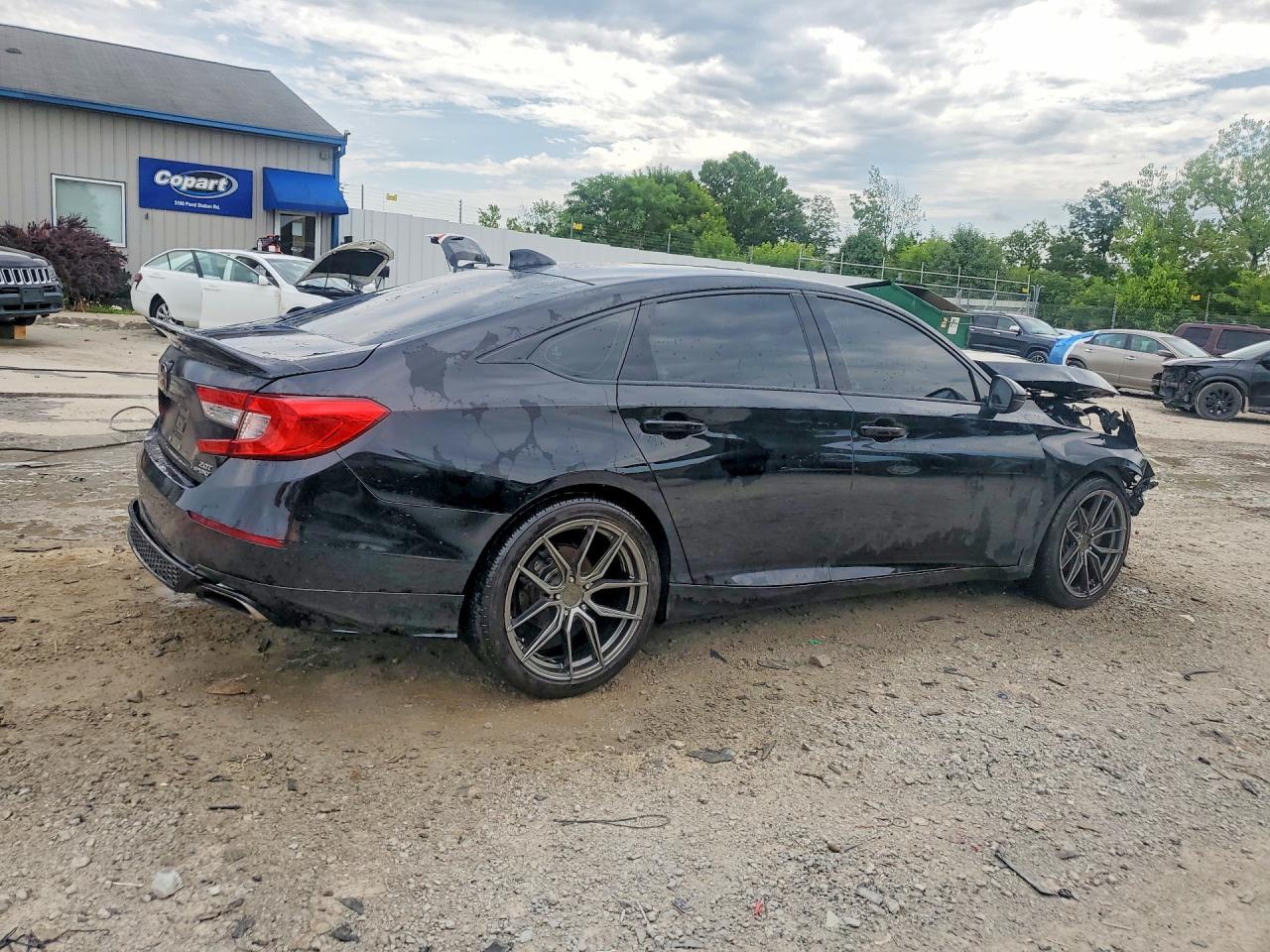2021 Honda Accord Sport - Image 3