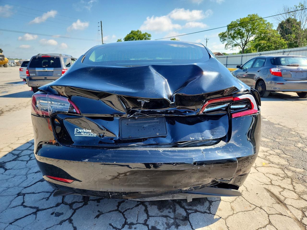 2019 Tesla Model 3 - Фото 6