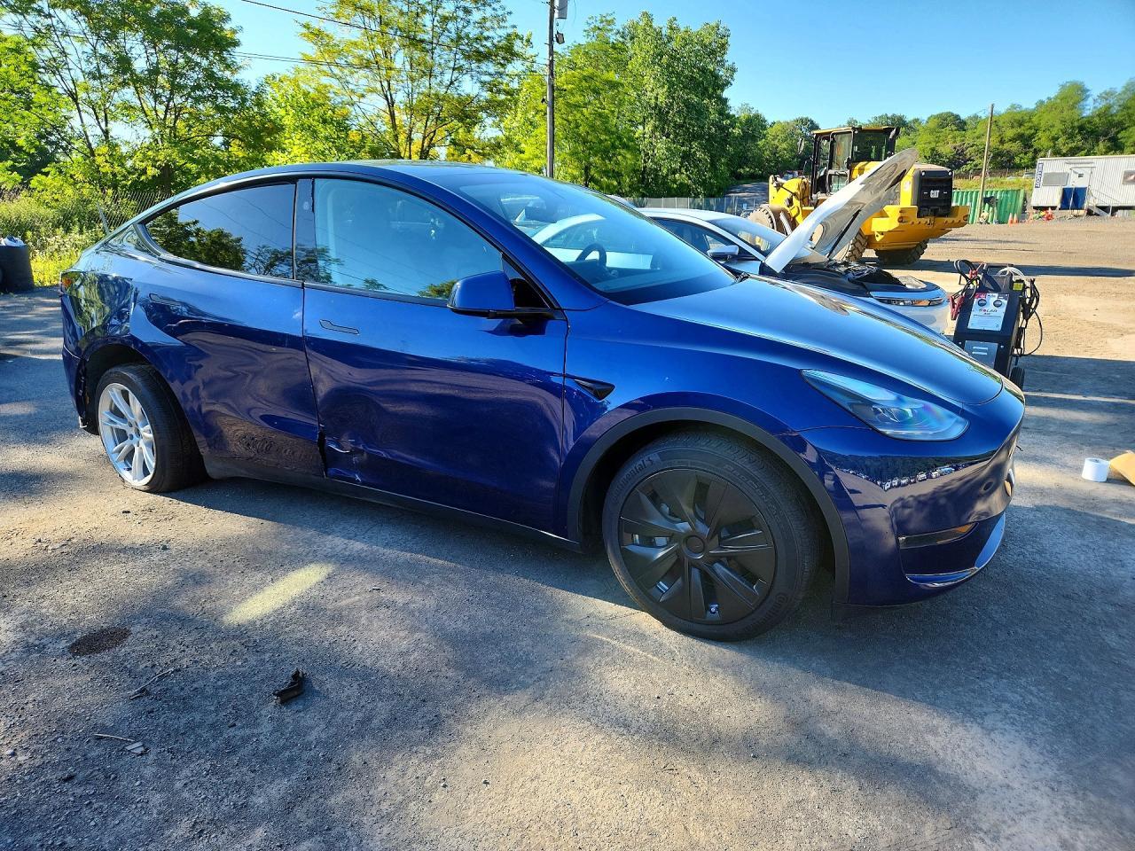 2023 Tesla Model Y - Image 4