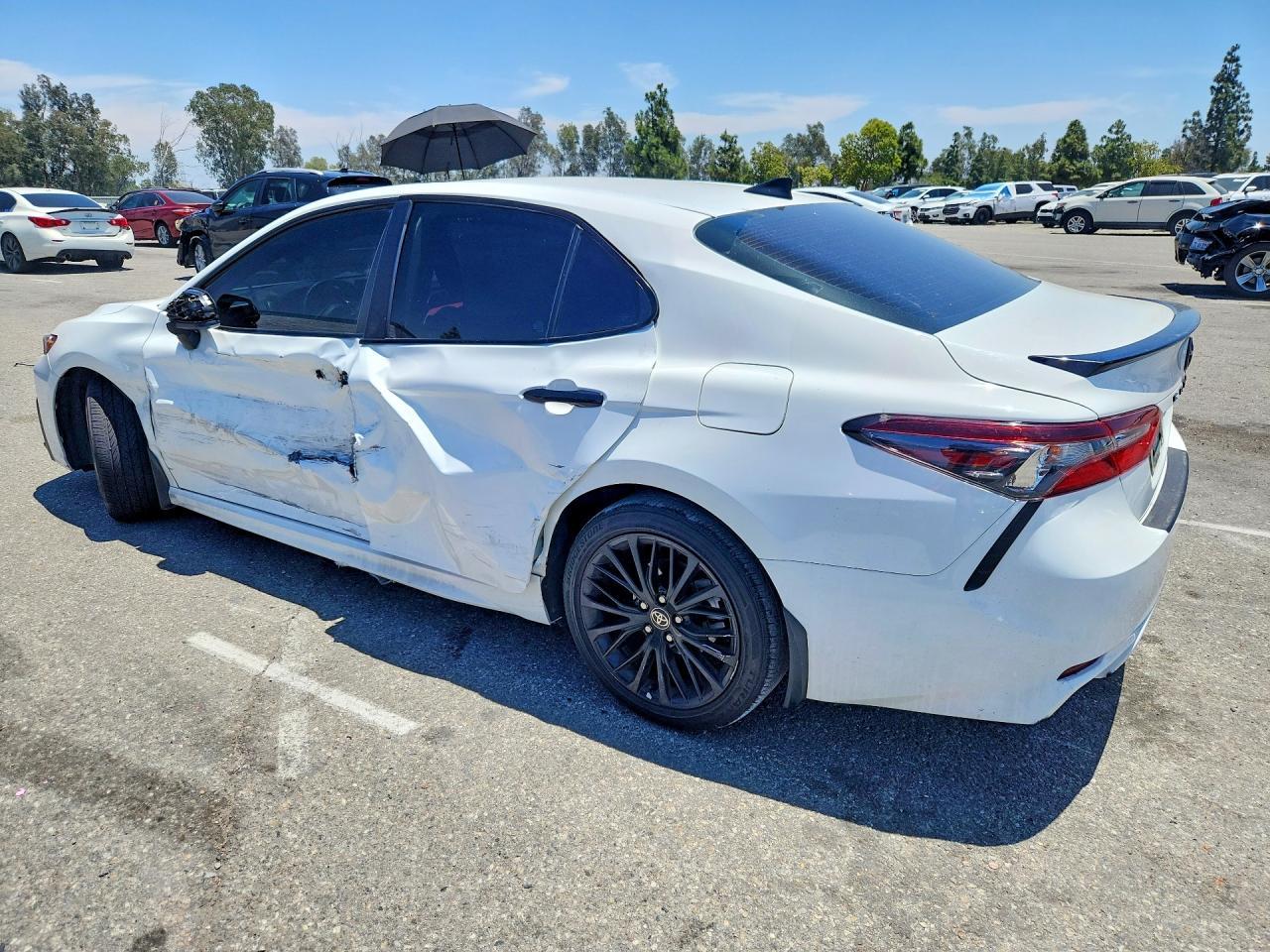 2021 Toyota Camry Se Nightshade - Фото 2
