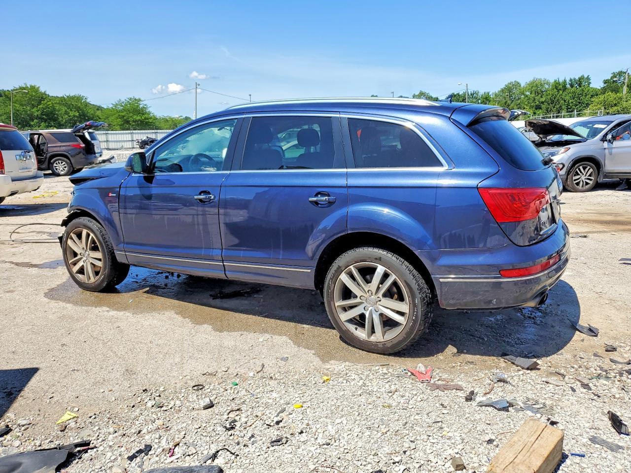 2014 Audi Q7 Premium Plus - Image 2