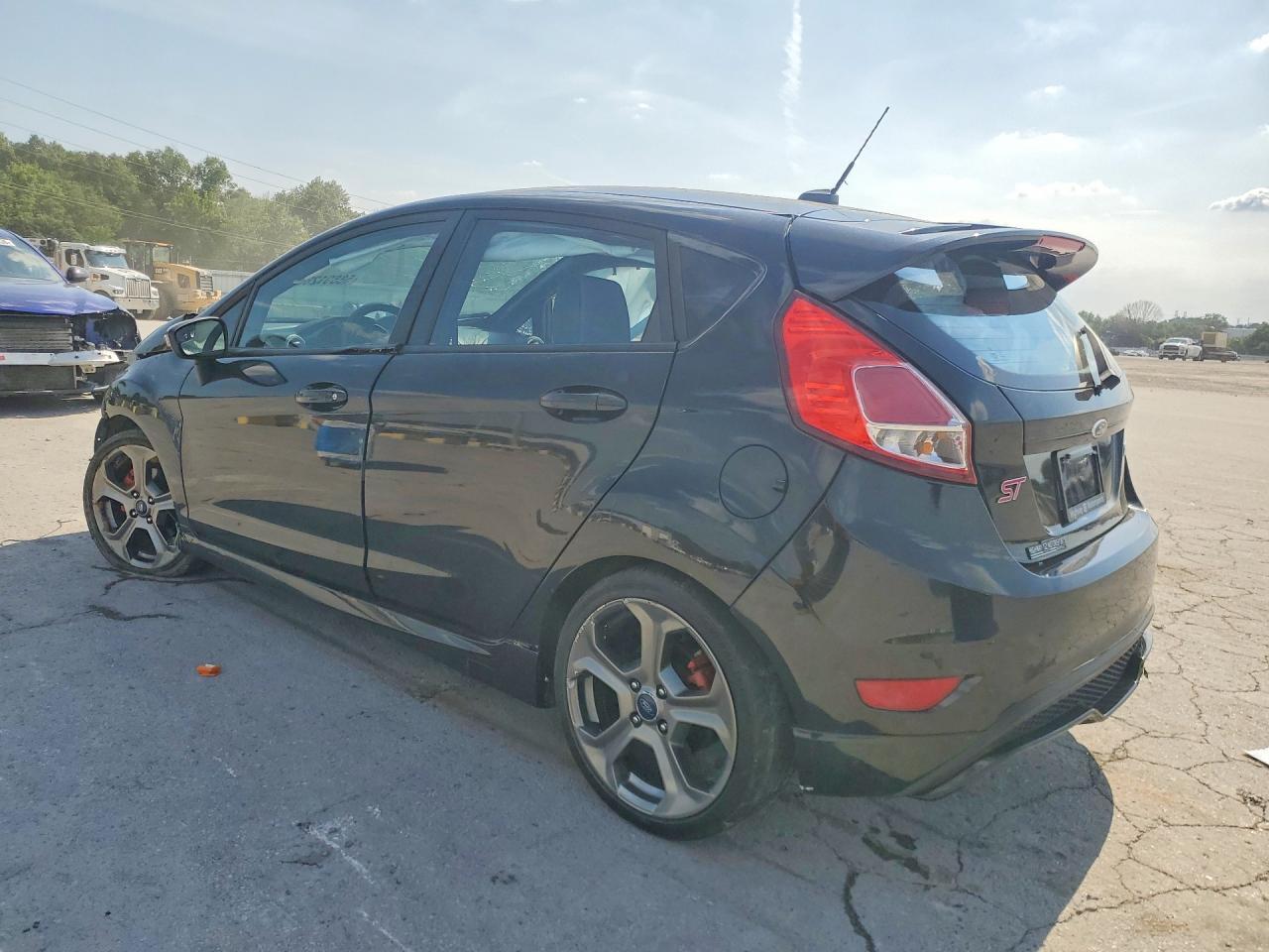 2014 Ford Fiesta St - Image 2