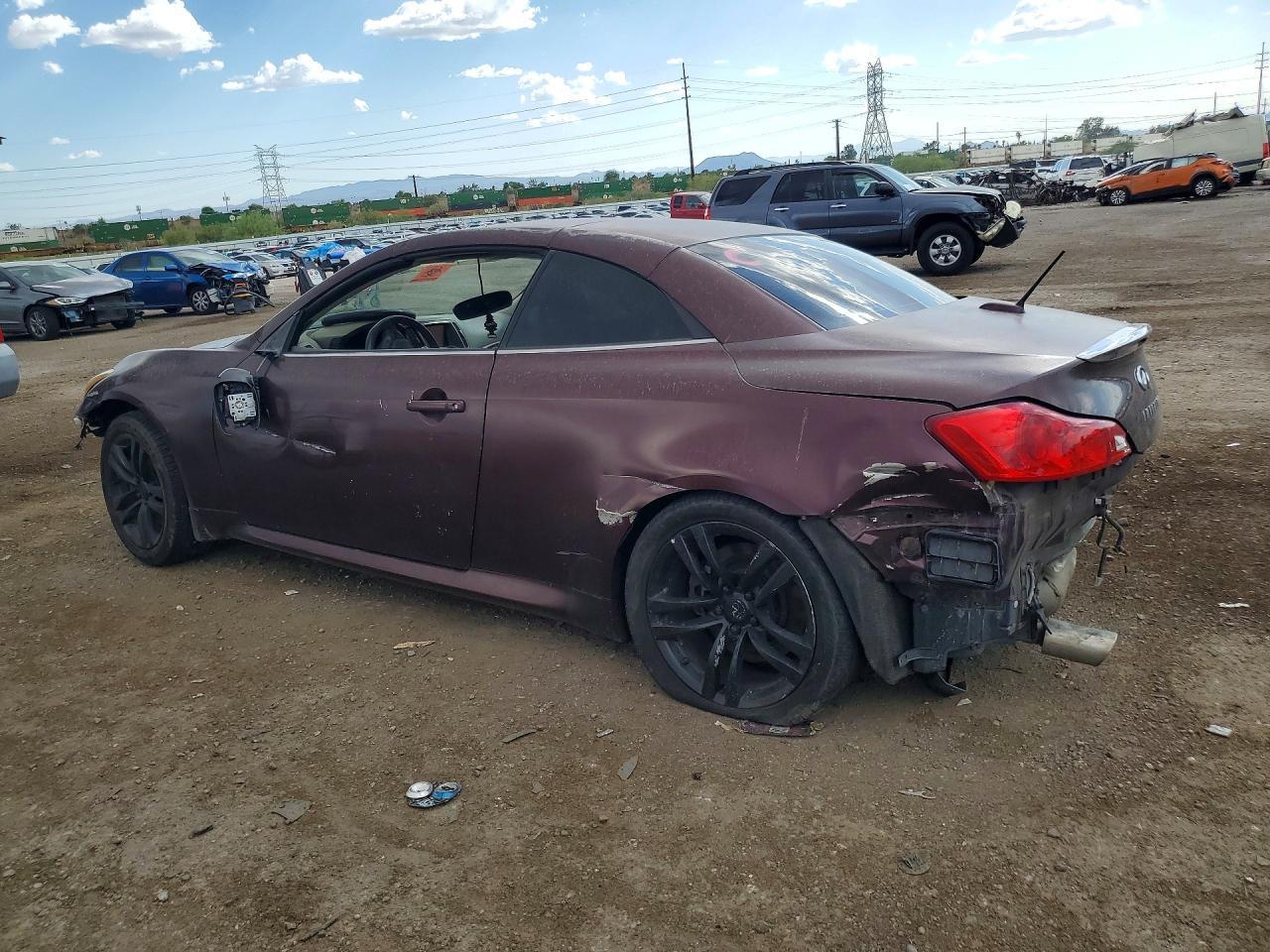 2010 Infiniti G37 Convertible Base - Image 2