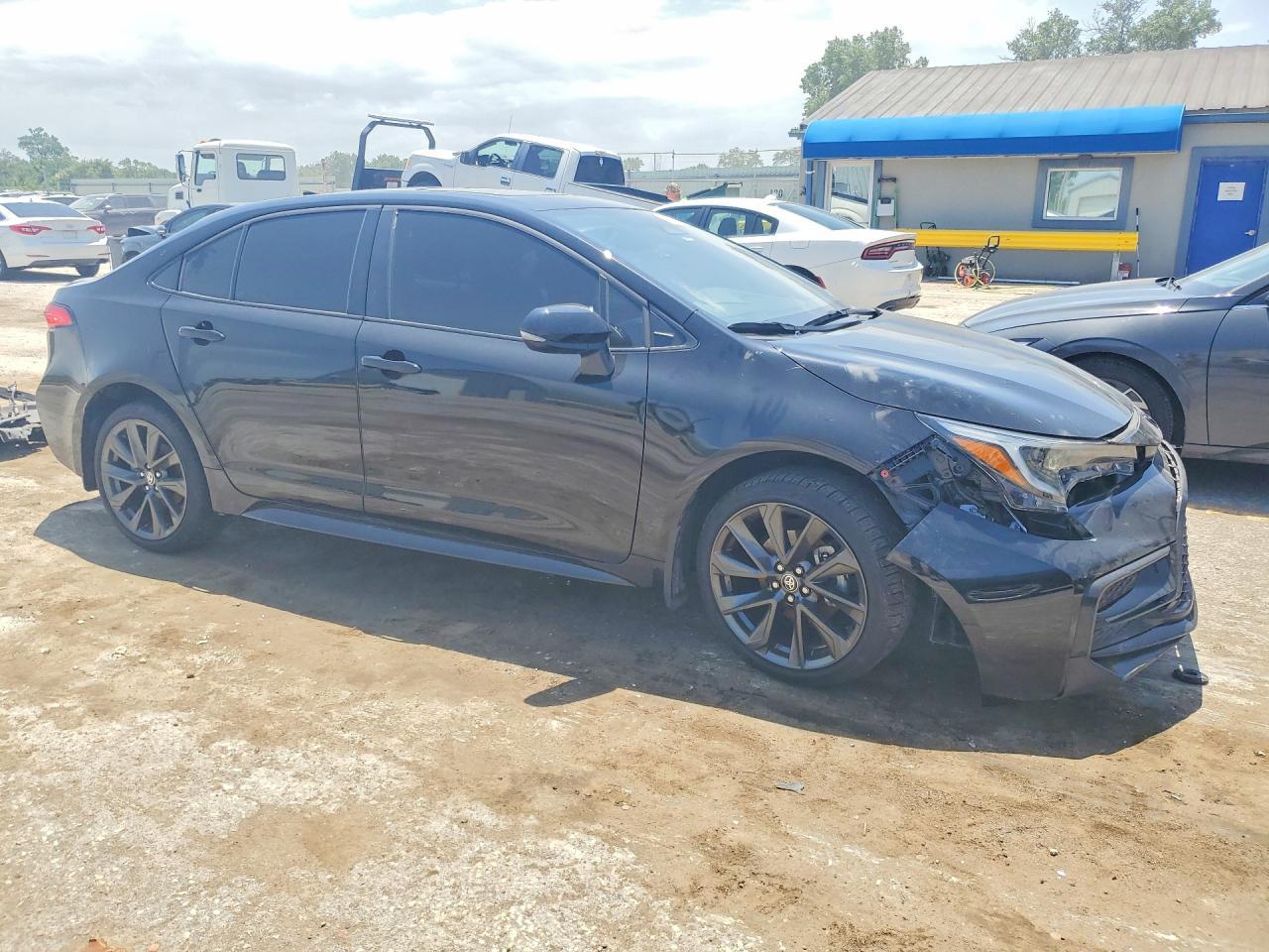 2025 Toyota Corolla Se - Фото 4