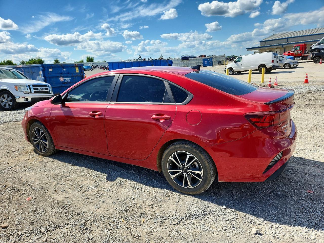 2024 Kia Forte Lxs - Image 2
