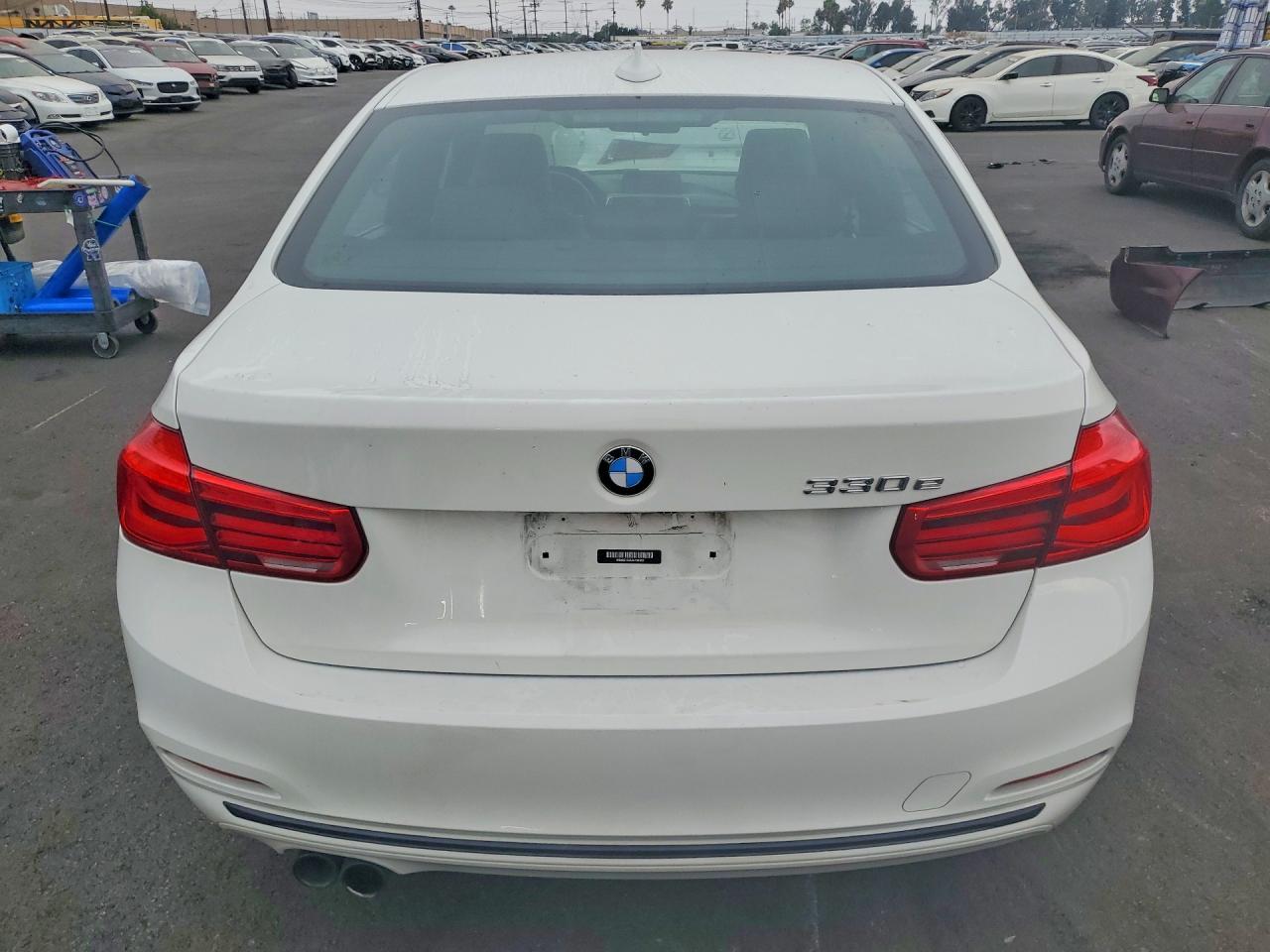 2018 BMW 330E - Image 6