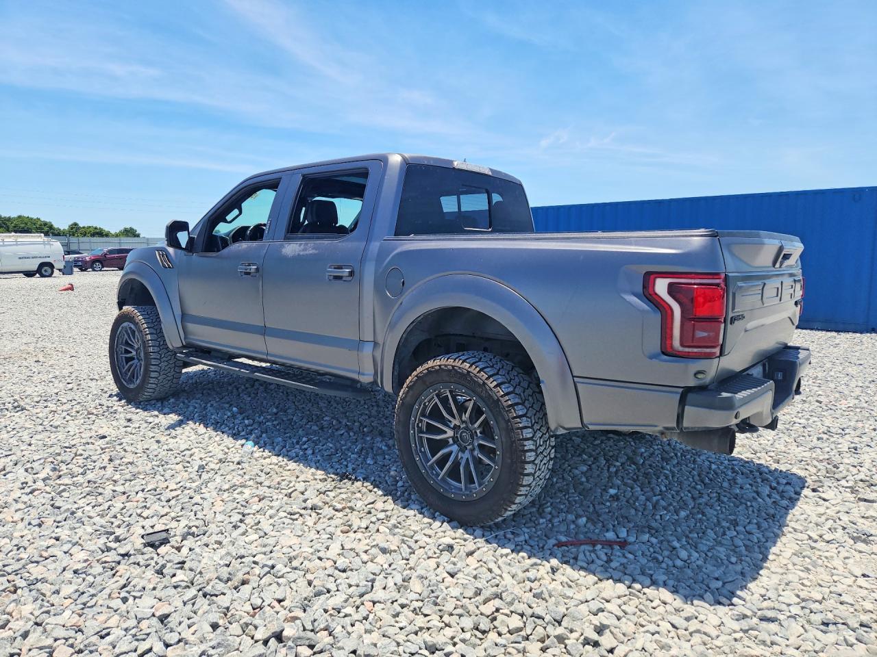2018 Ford F150 Raptor - Фото 2