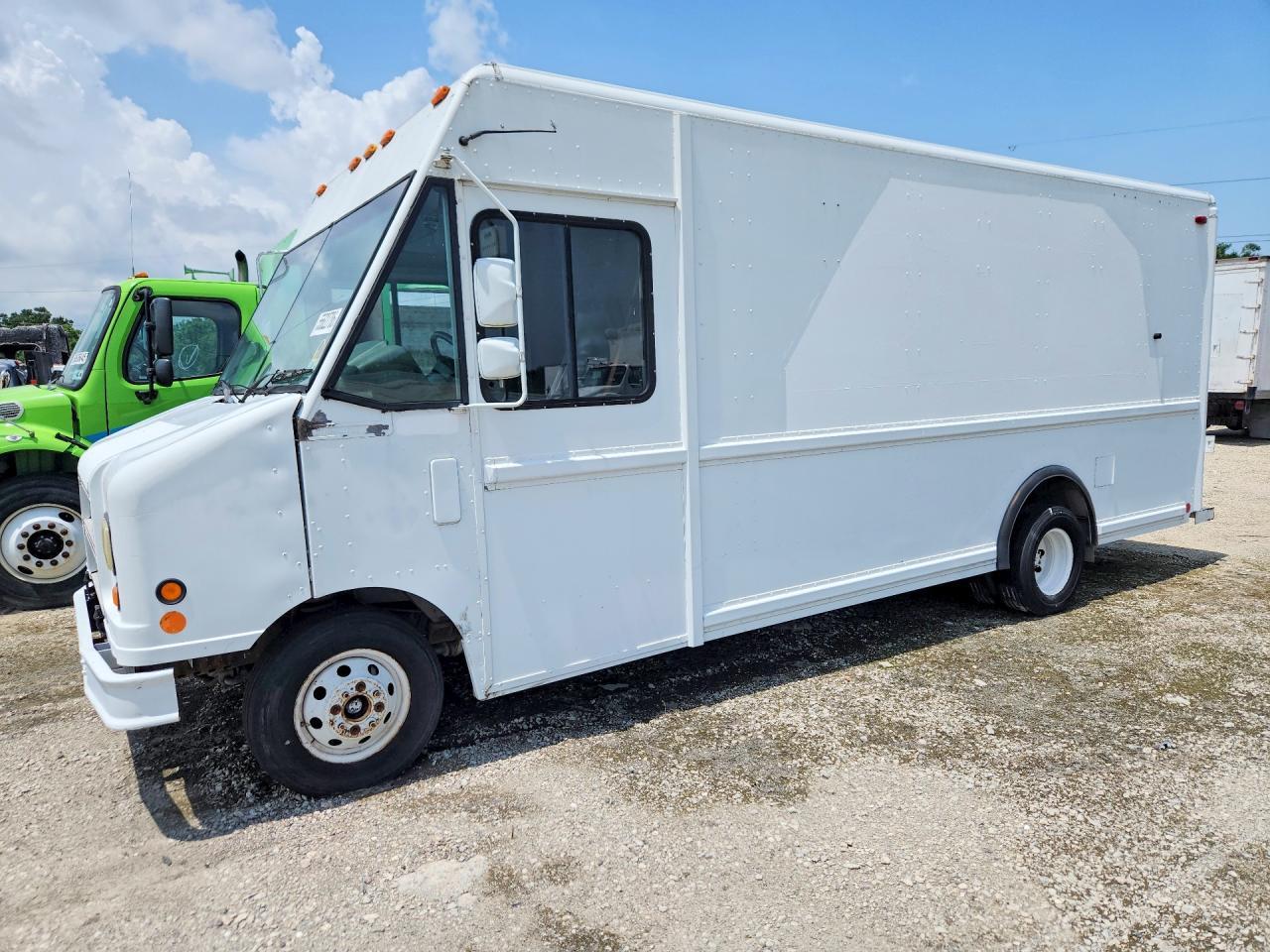 2000 Ford E350 Delivery Truck