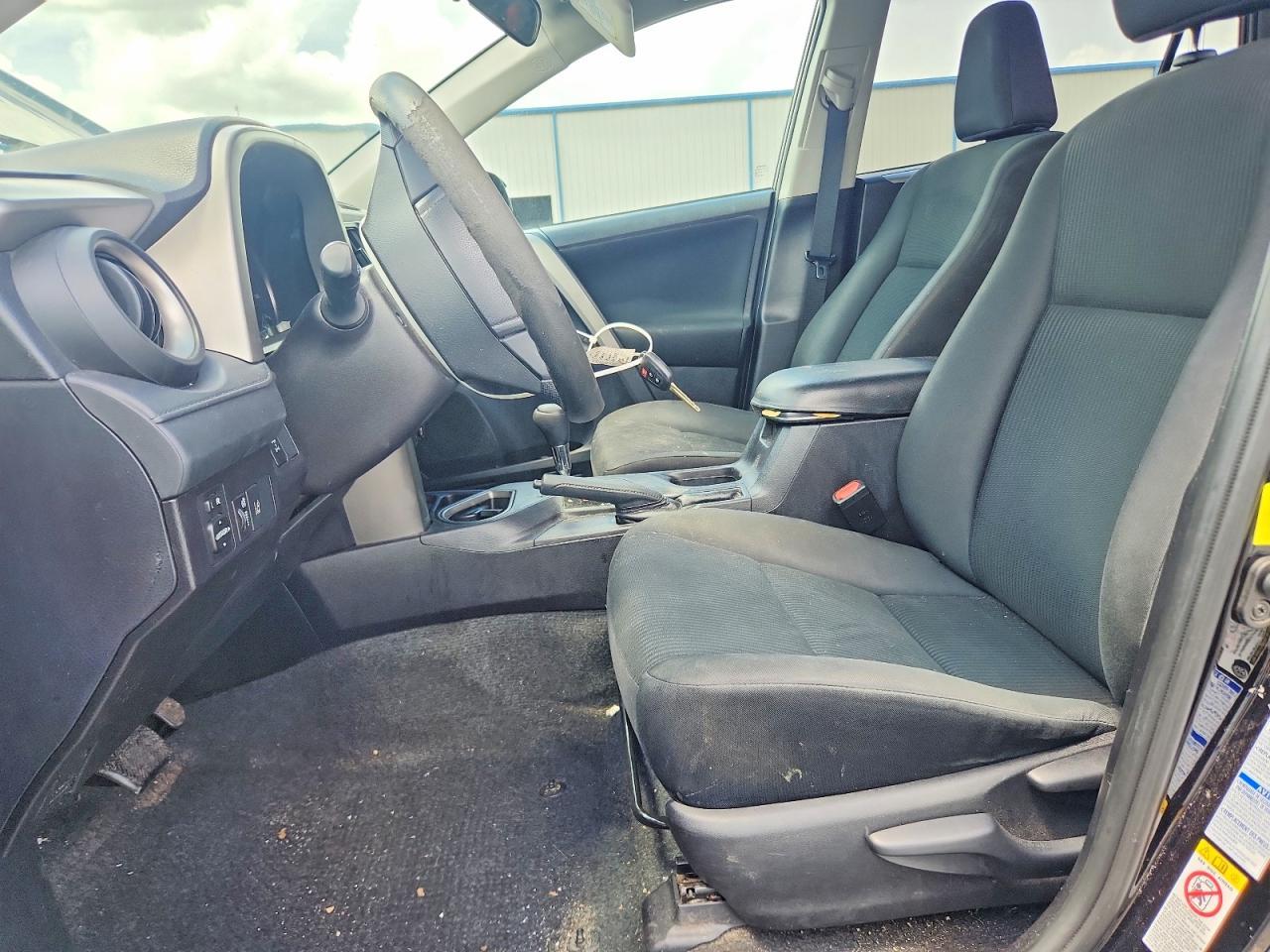 2017 Toyota Rav4 Le - Фото 7