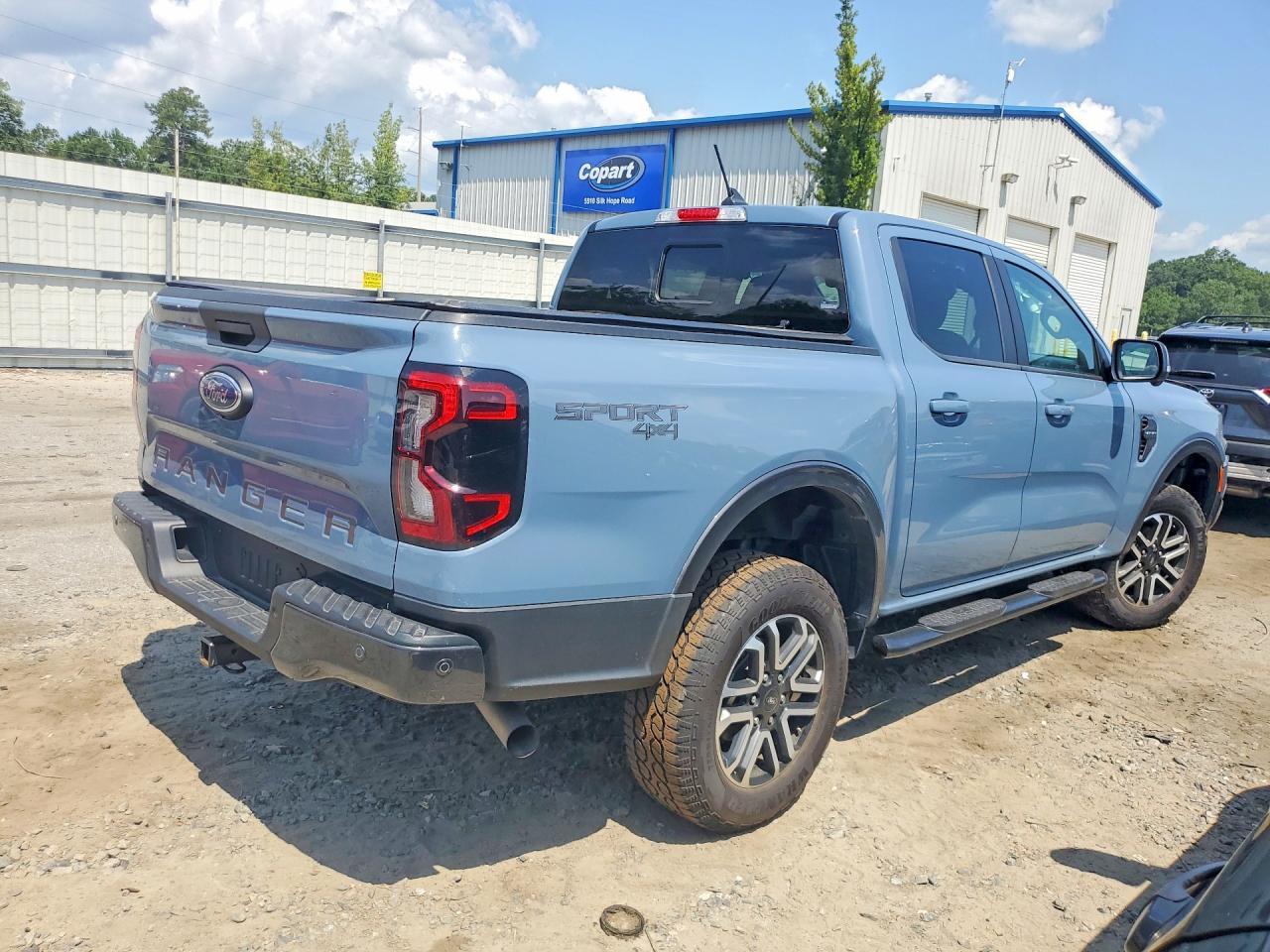 2024 Ford Ranger Lariat - Image 3