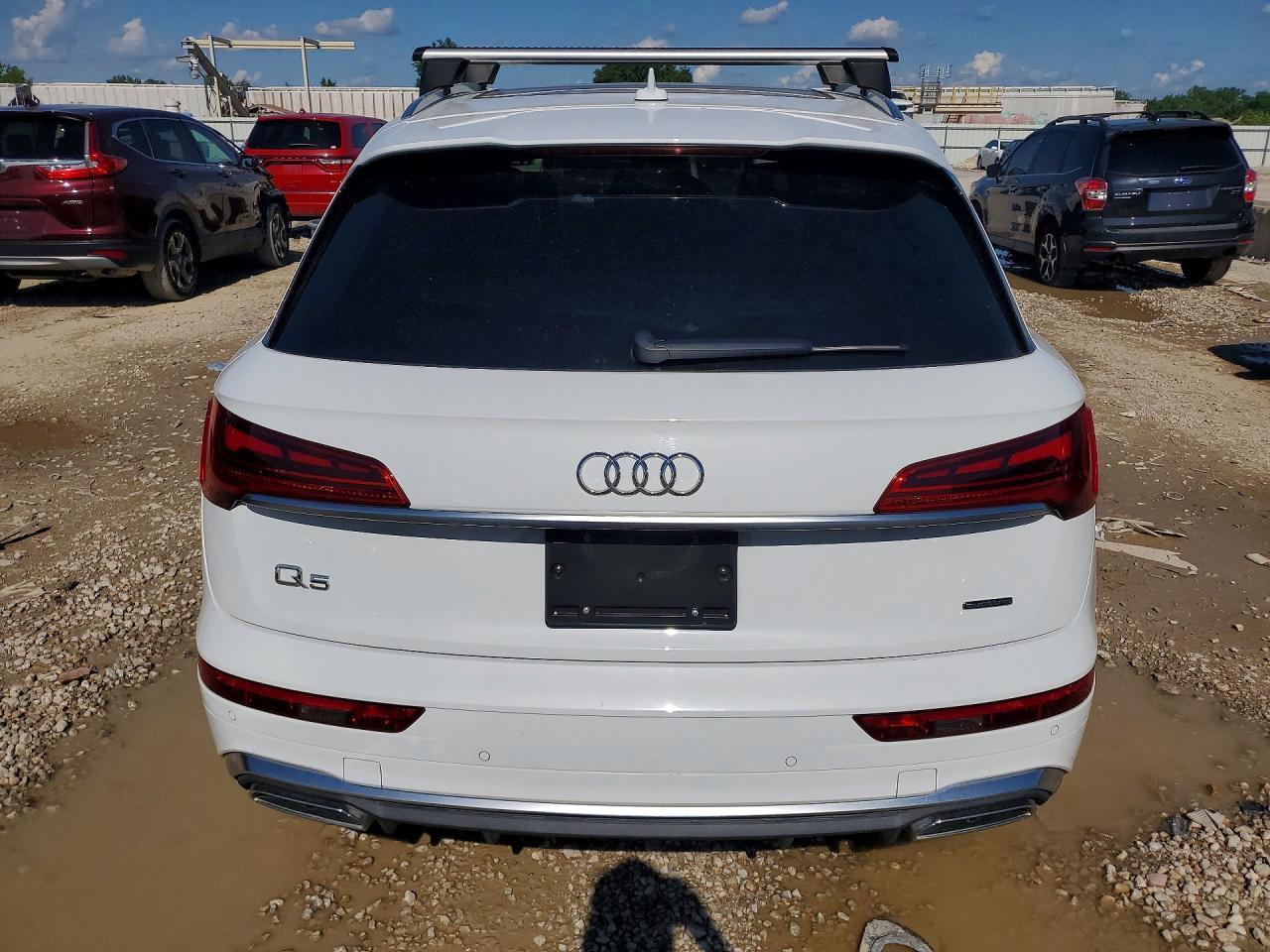 2024 Audi Q5 Prestige 45 - Image 6
