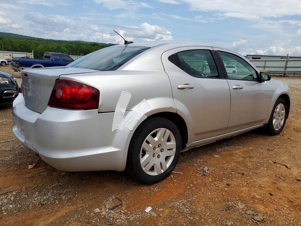 2012 Dodge Avenger Se - Image 3