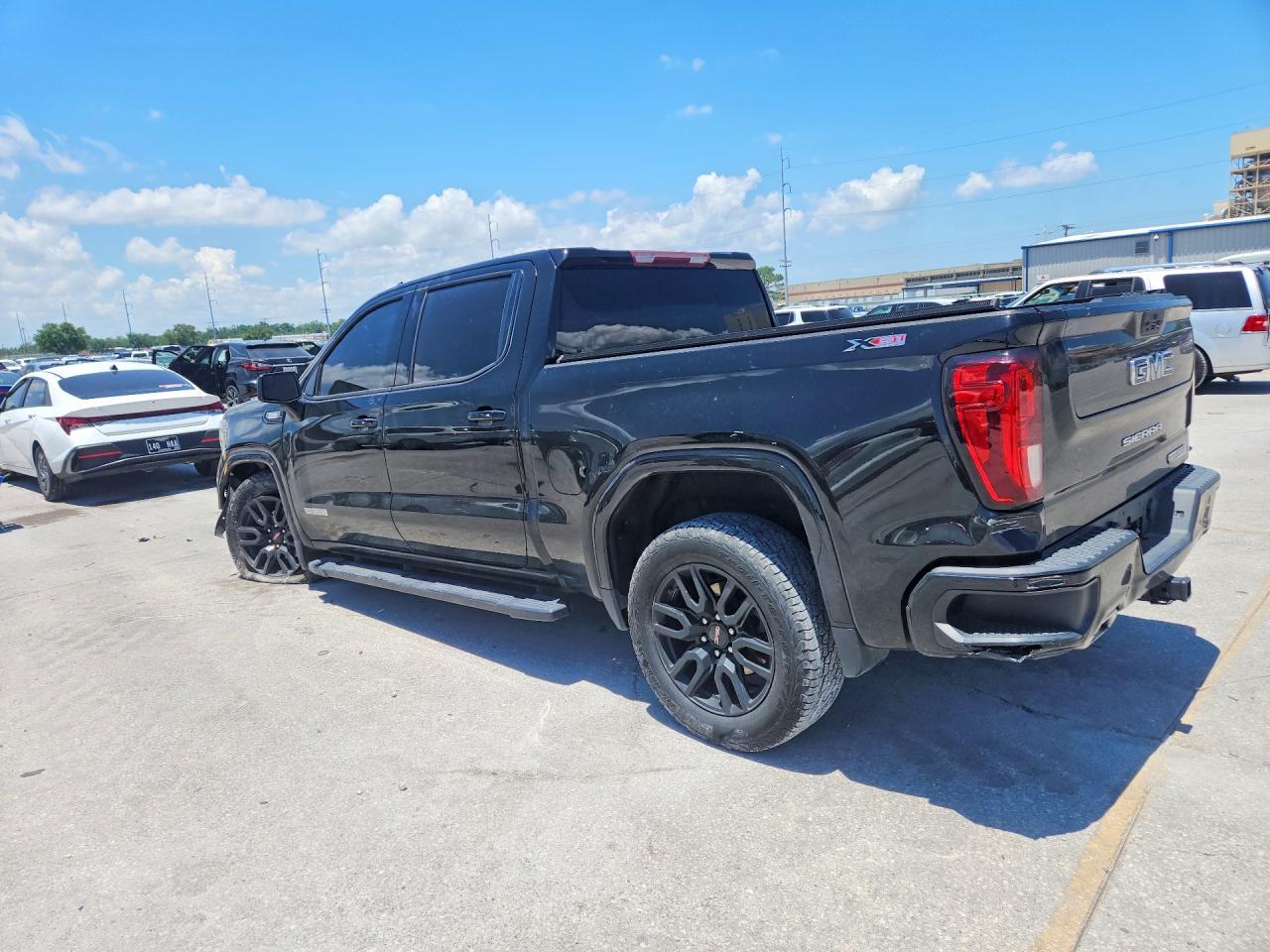 2021 GMC Sierra K1500 Elevation - Фото 2