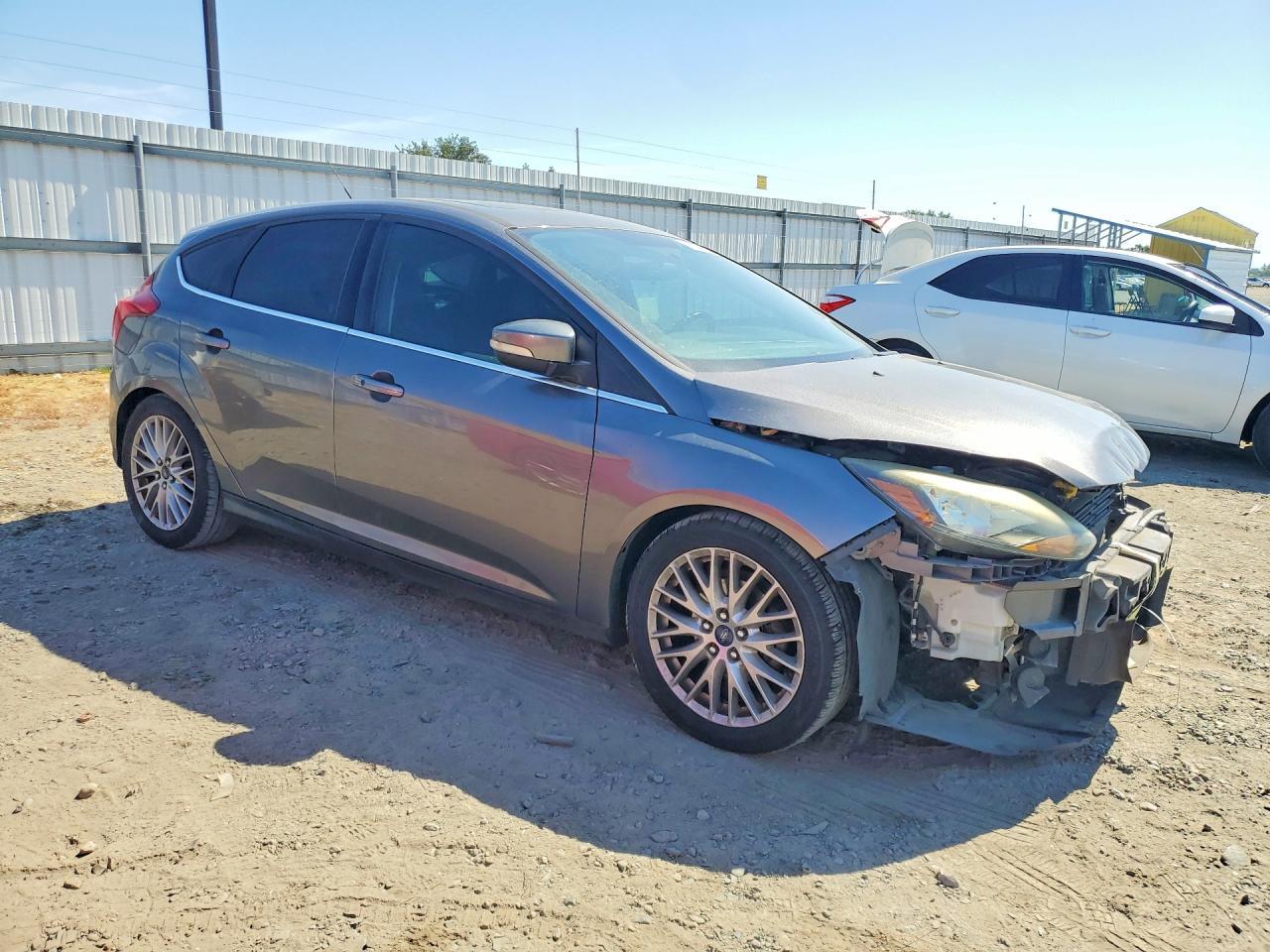 2014 Ford Focus Titanium - Фото 3