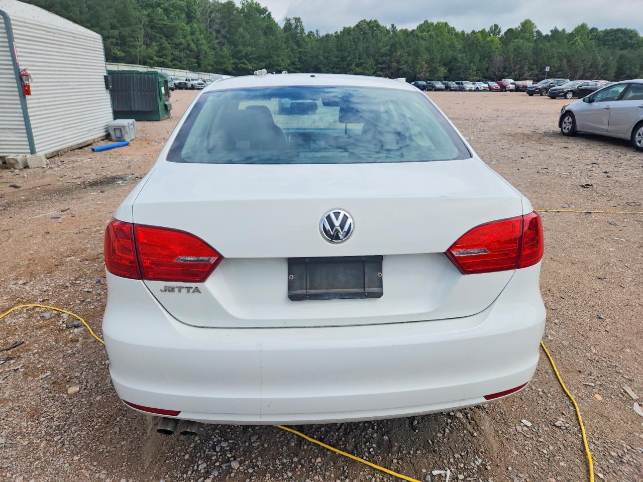 2014 Volkswagen Jetta Base - Image 6