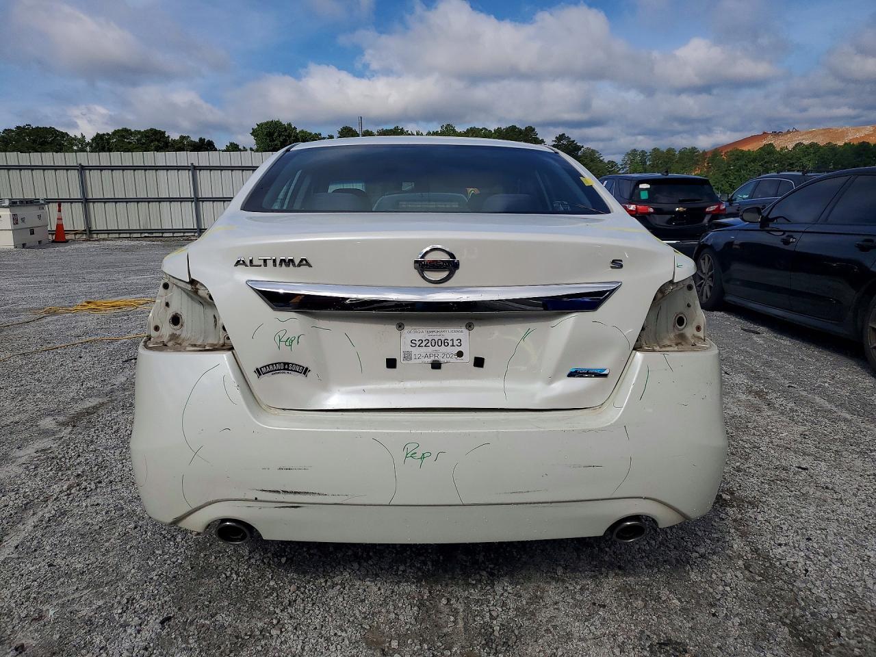 2014 Nissan Altima 2.5 S - Image 6