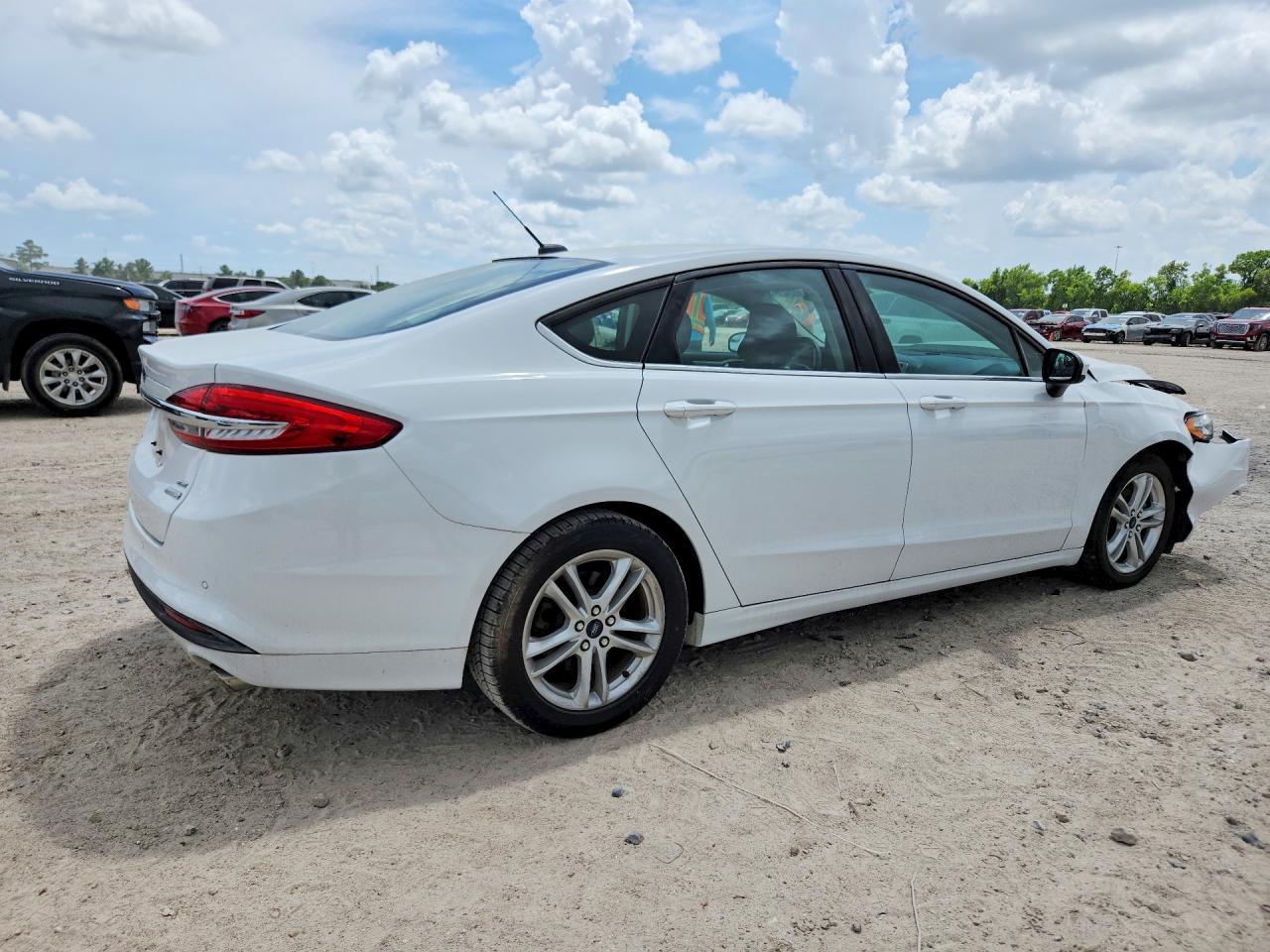 2018 Ford Fusion Se - Фото 3