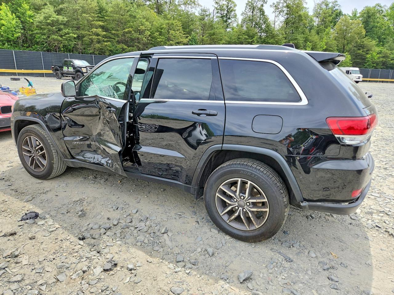 2020 Jeep Grand Cherokee Laredo - Фото 2