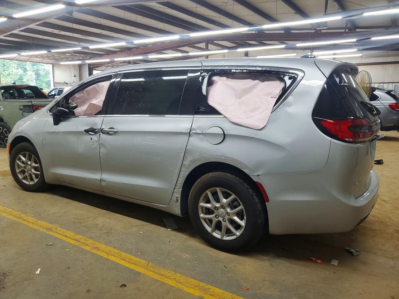 2026 Chrysler Pacifica Select - Фото 2