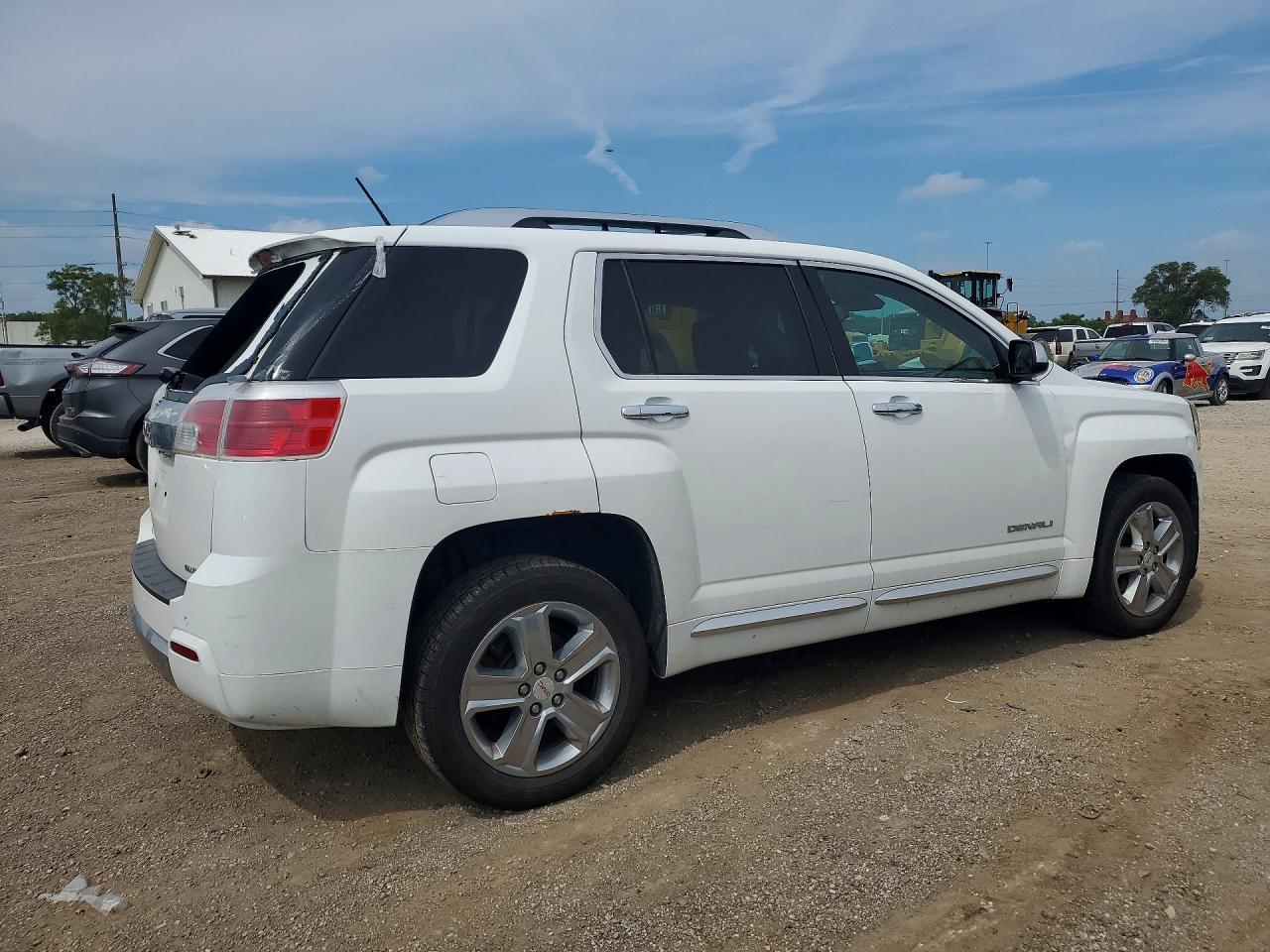 2013 GMC Terrain Denali - Image 3