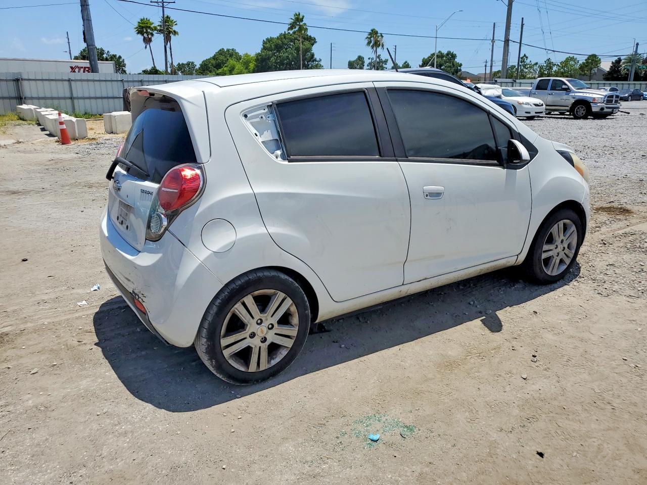 2013 Chevrolet Spark Ls - Фото 3