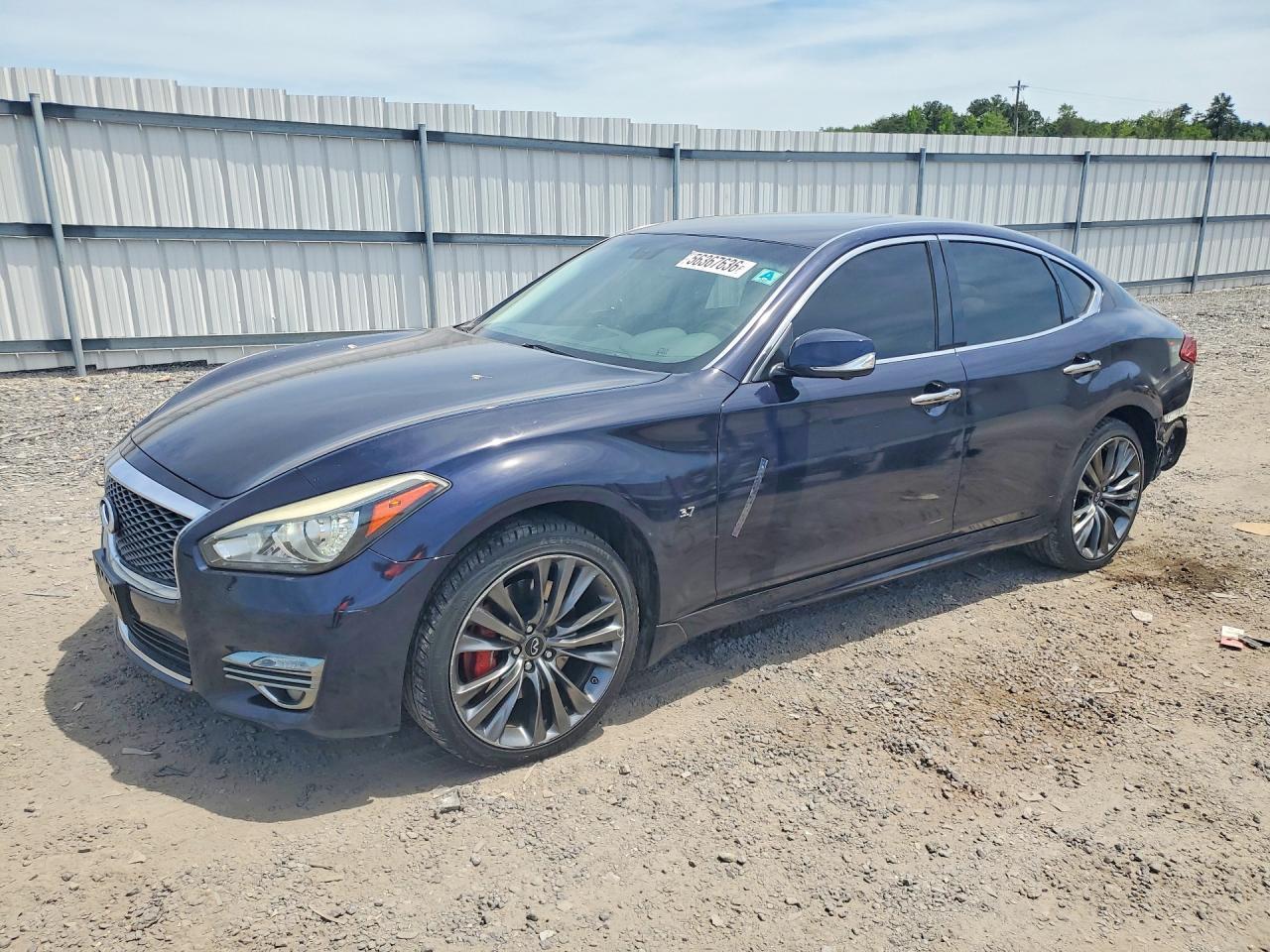 2016 Infiniti Q70 3.7