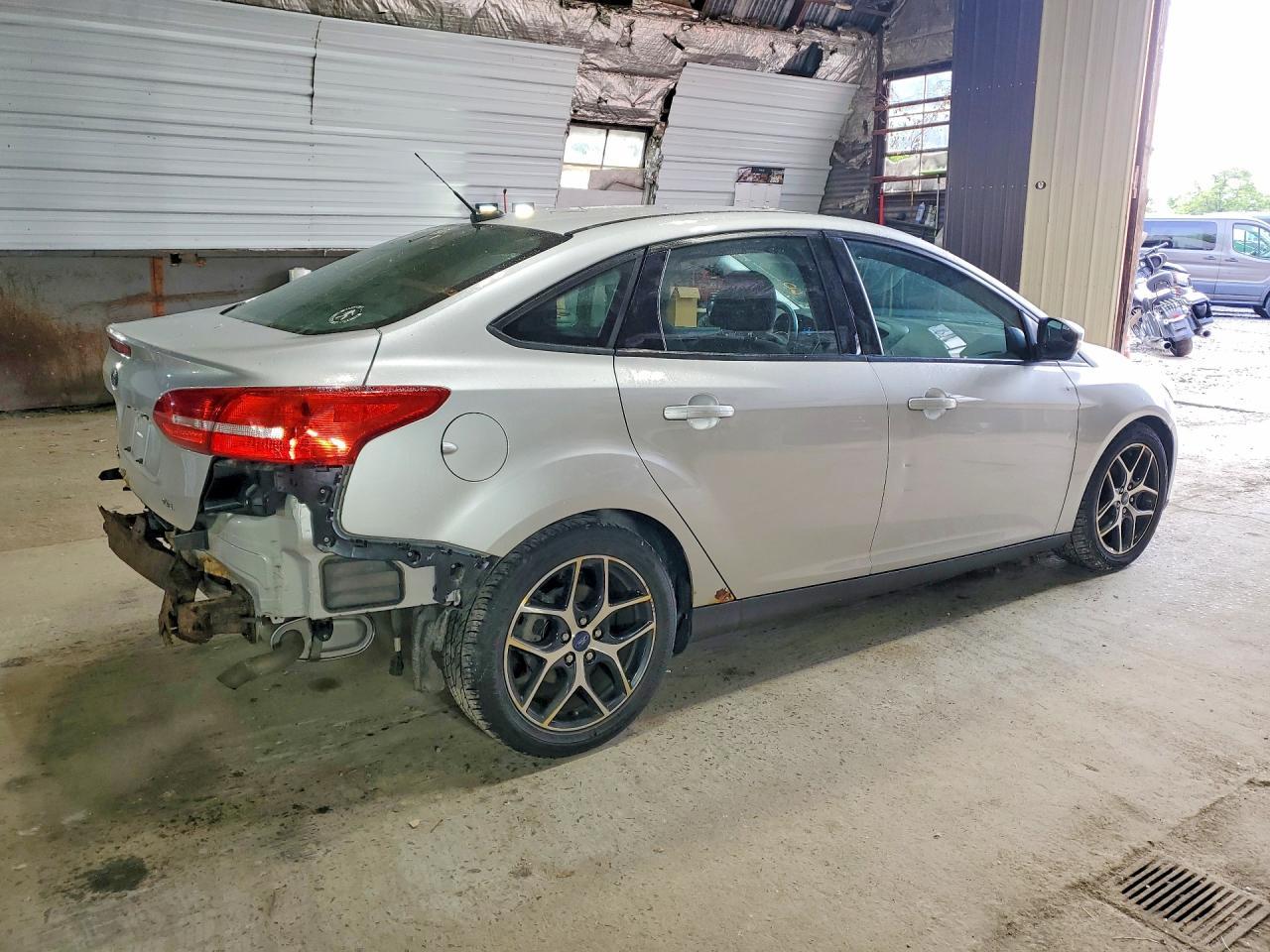 2017 Ford Focus Sel - Фото 3