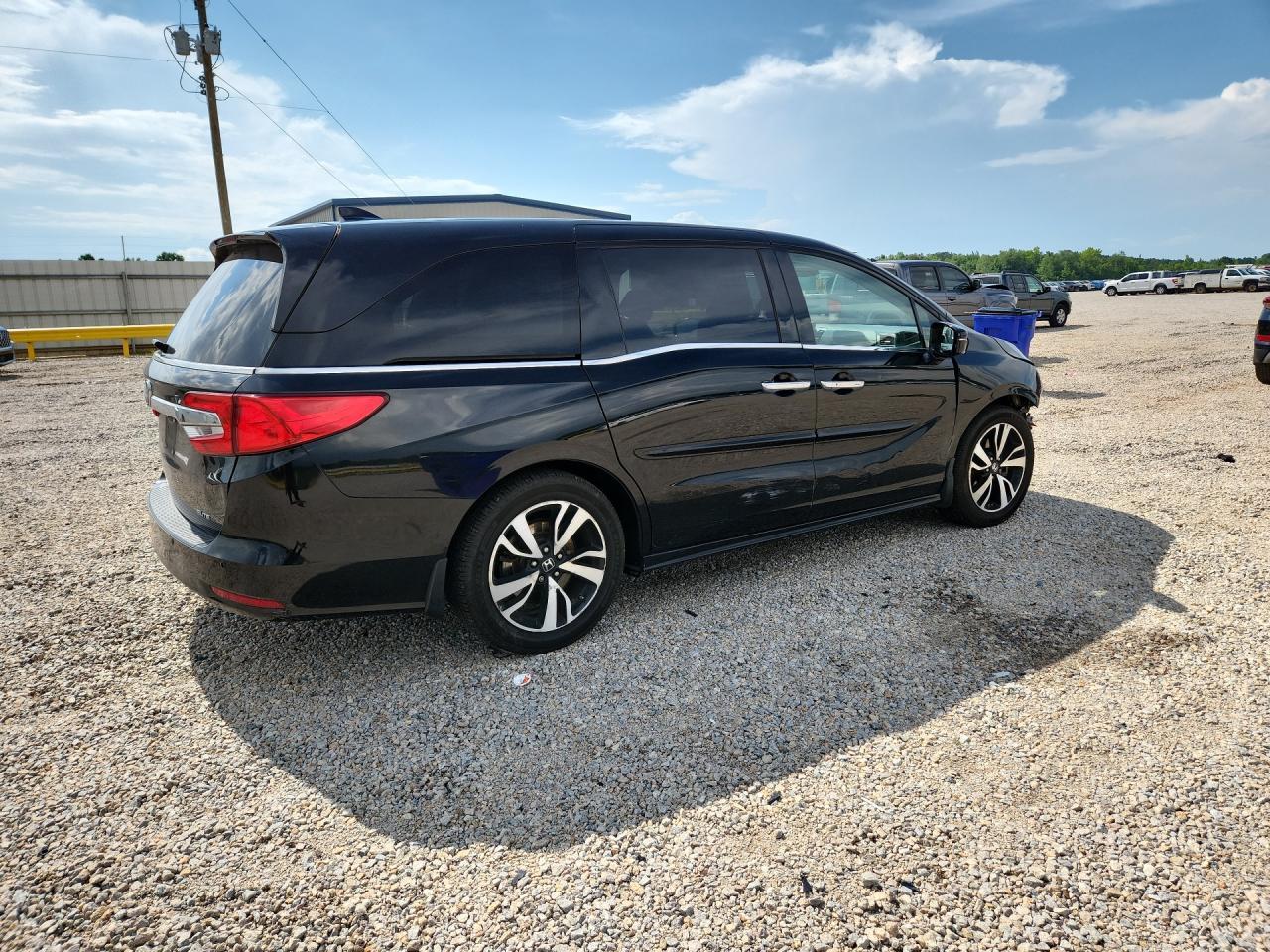 2018 Honda Odyssey Elite - Фото 3