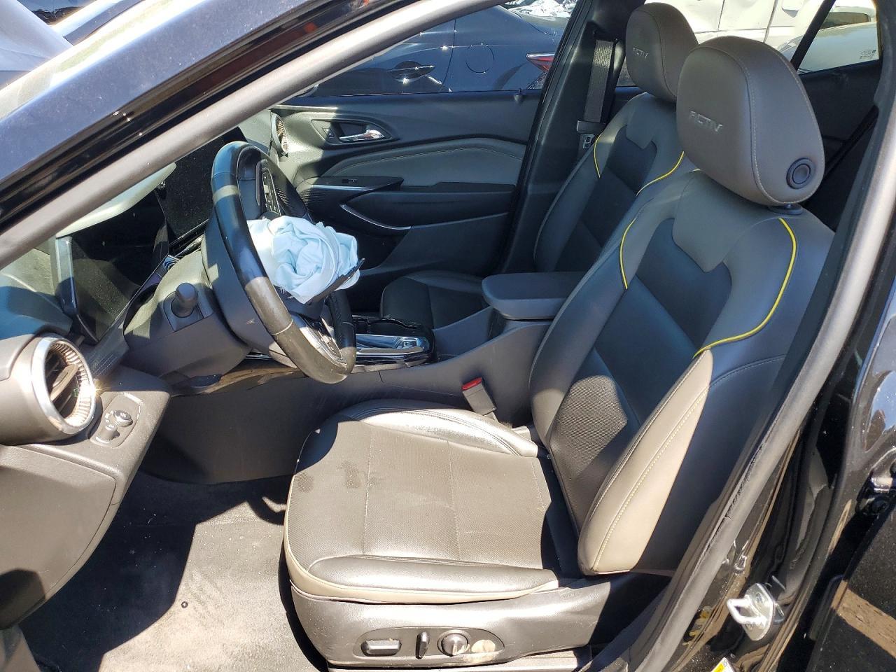 2024 Chevrolet Trax Activ - Image 7