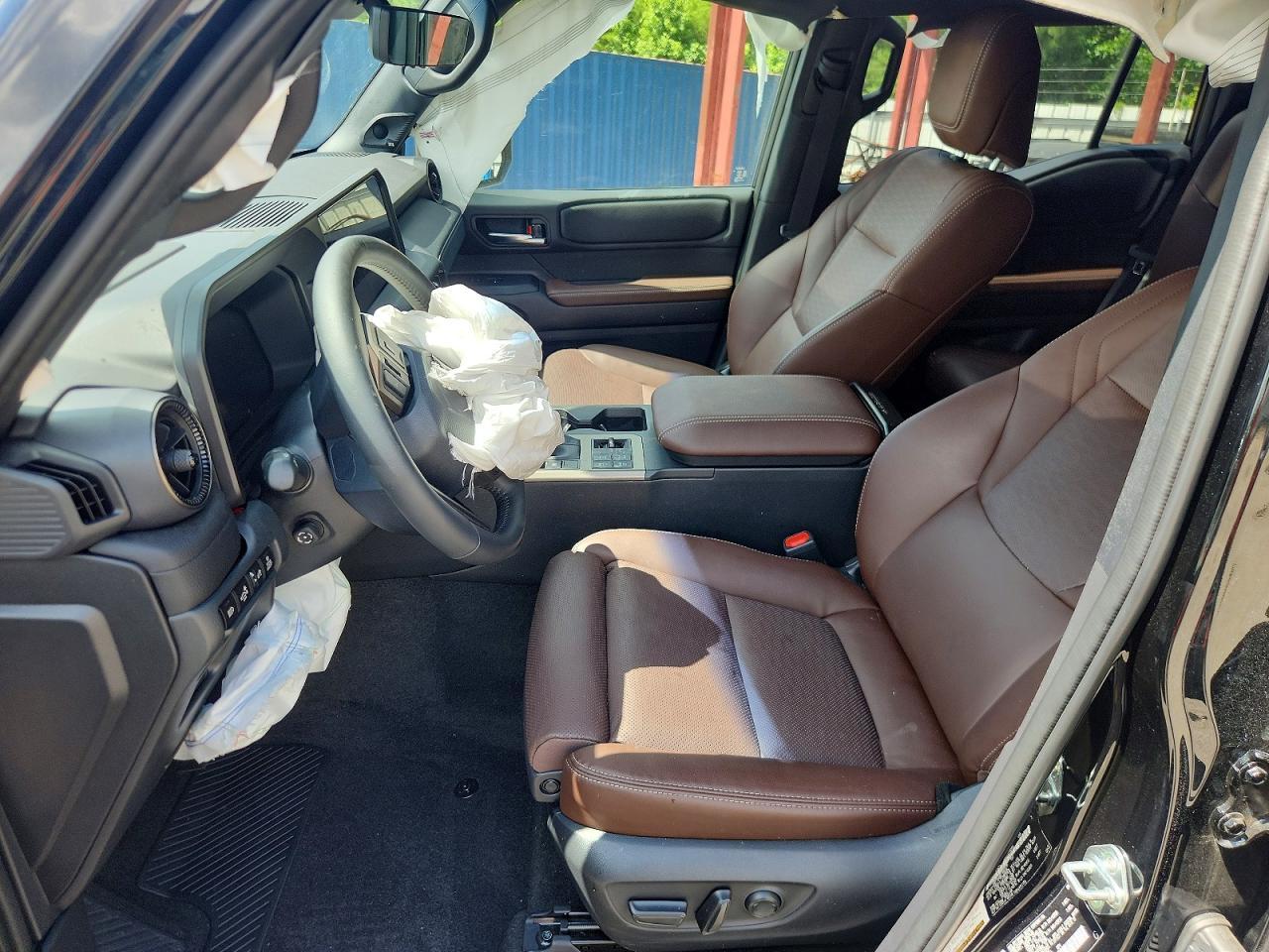2026 Toyota Land Cruiser Base - Фото 7