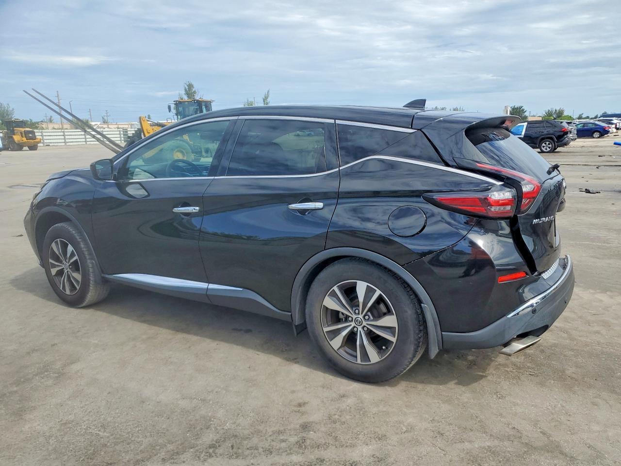 2021 Nissan Murano S - Image 2