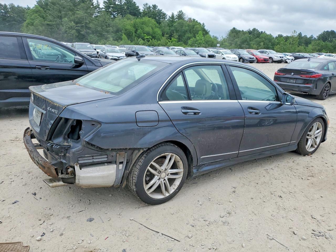 2013 Mercedes-Benz C 300 4Matic - Фото 3