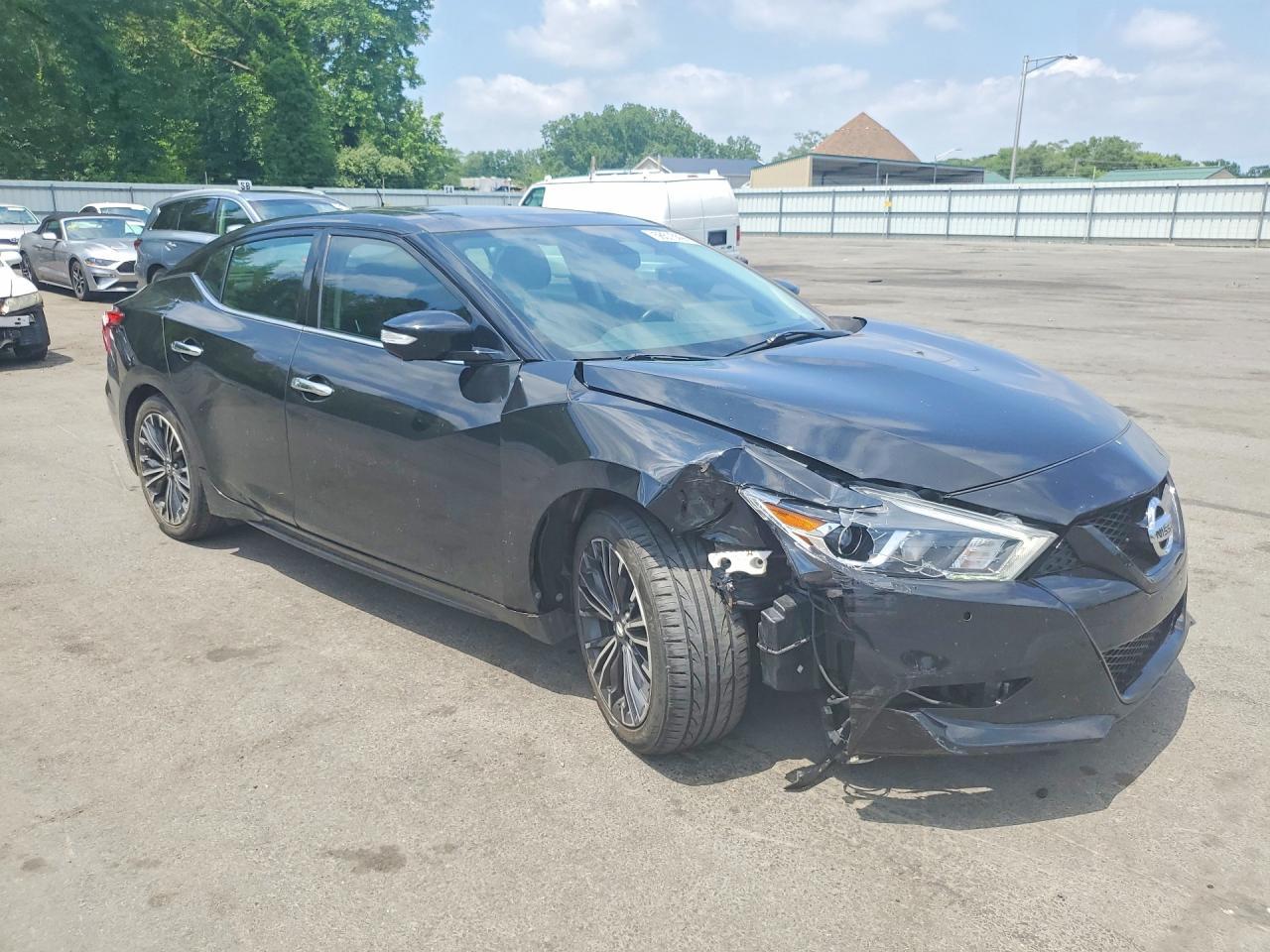 2017 Nissan Maxima Platinum - Image 4