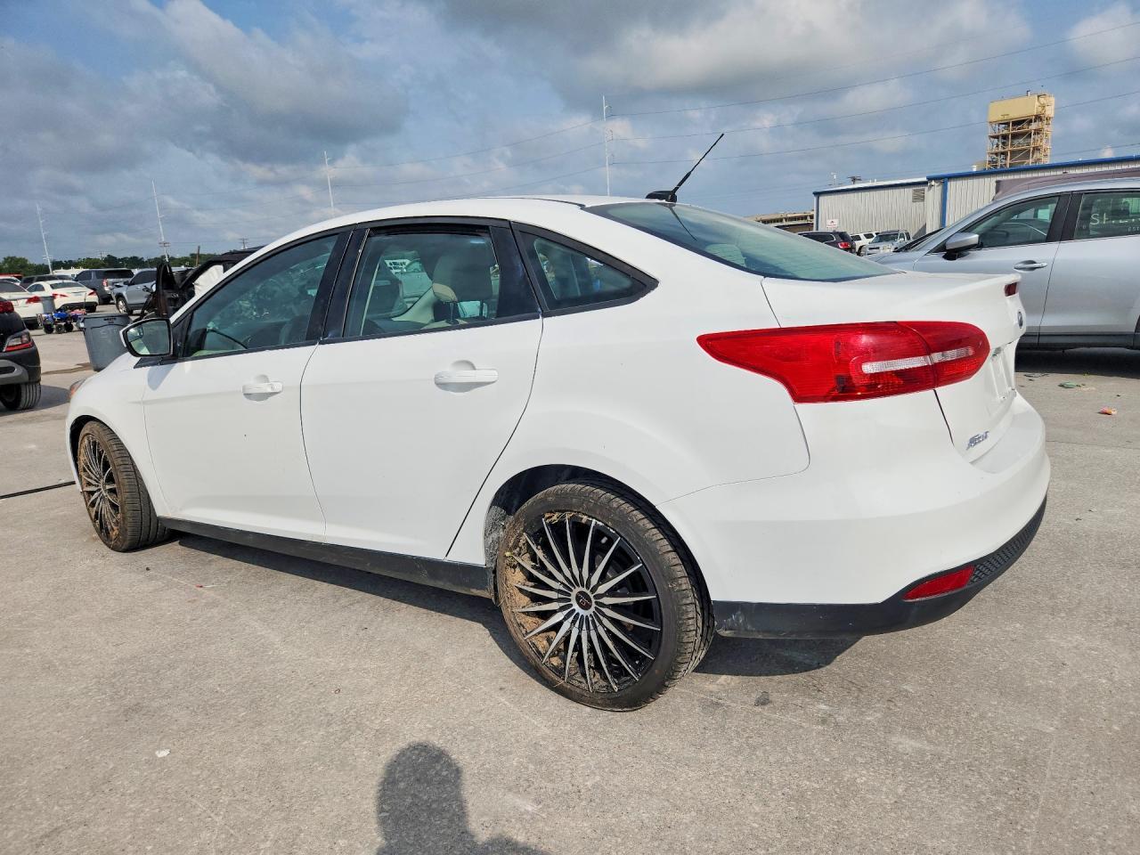 2018 Ford Focus Se - Фото 2