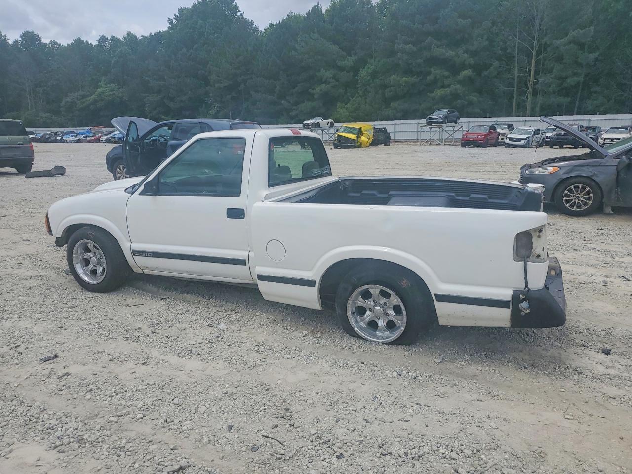 1994 Chevrolet S Truck S10 - Image 2