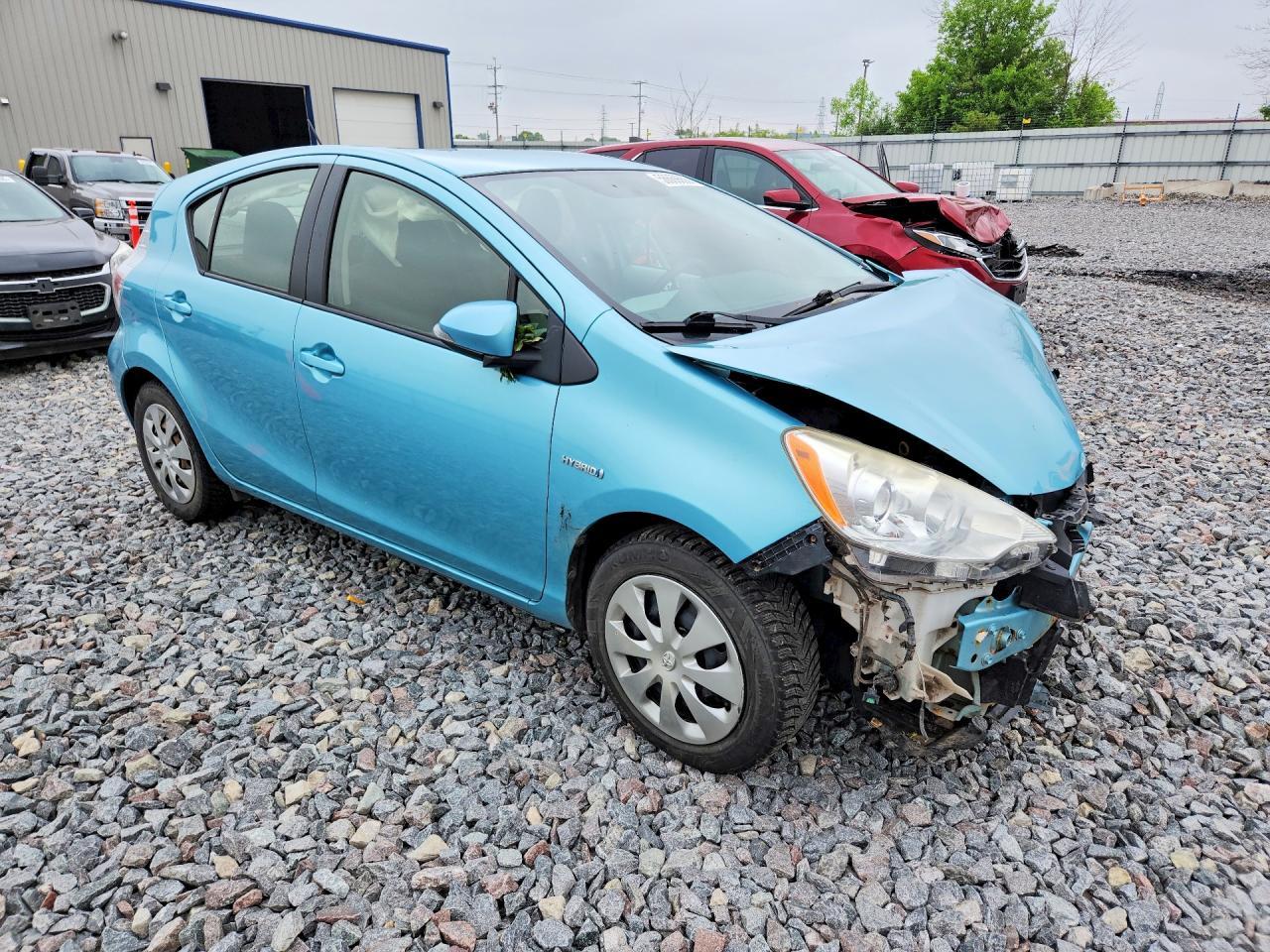 2012 Toyota Prius C Two - Фото 4