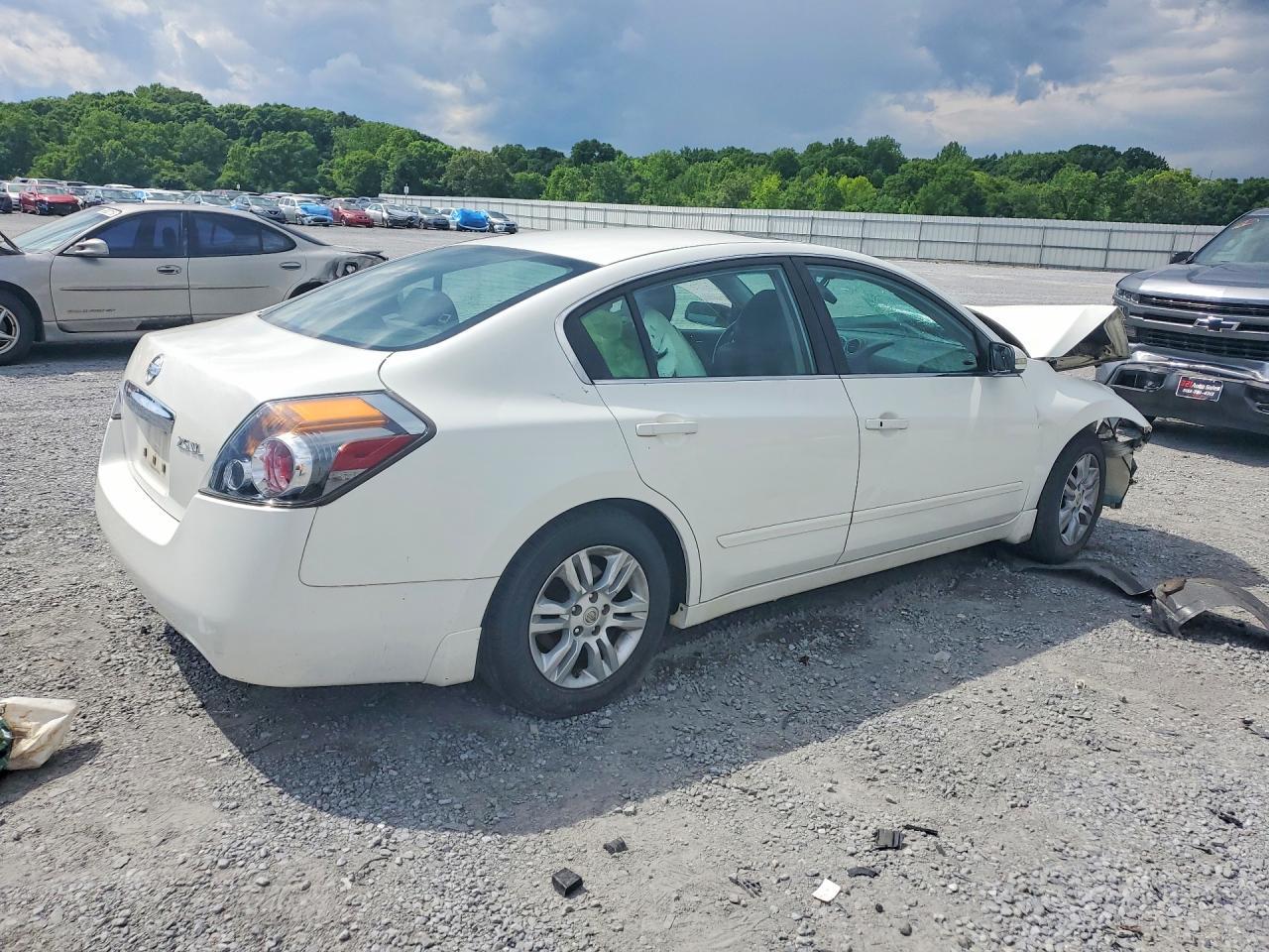 2012 Nissan Altima Base - Image 3