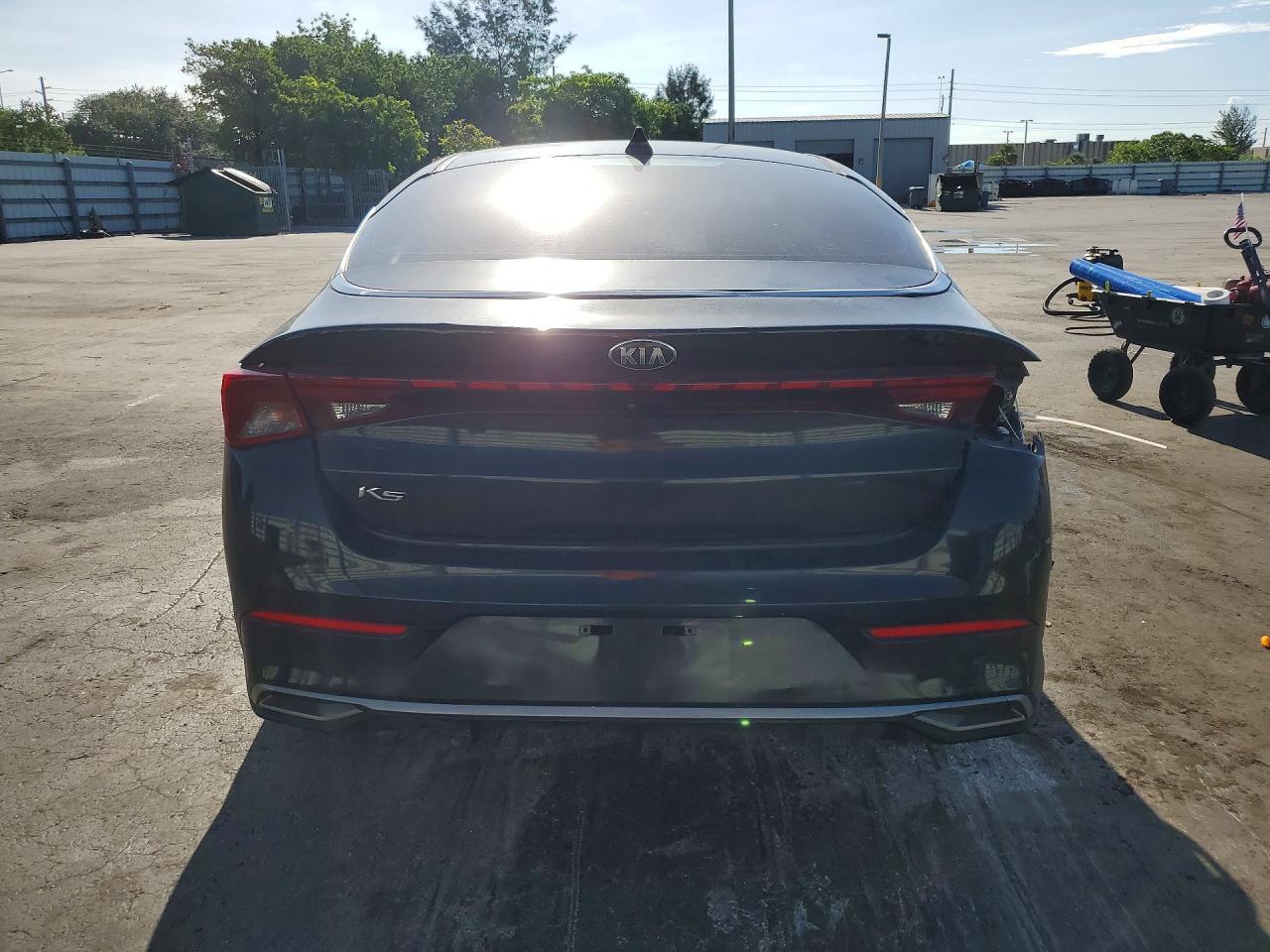 2021 Kia K5 Lxs - Image 6