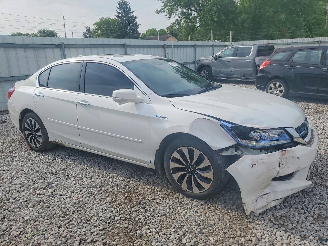 2015 Honda Accord Touring Hybrid - Фото 4