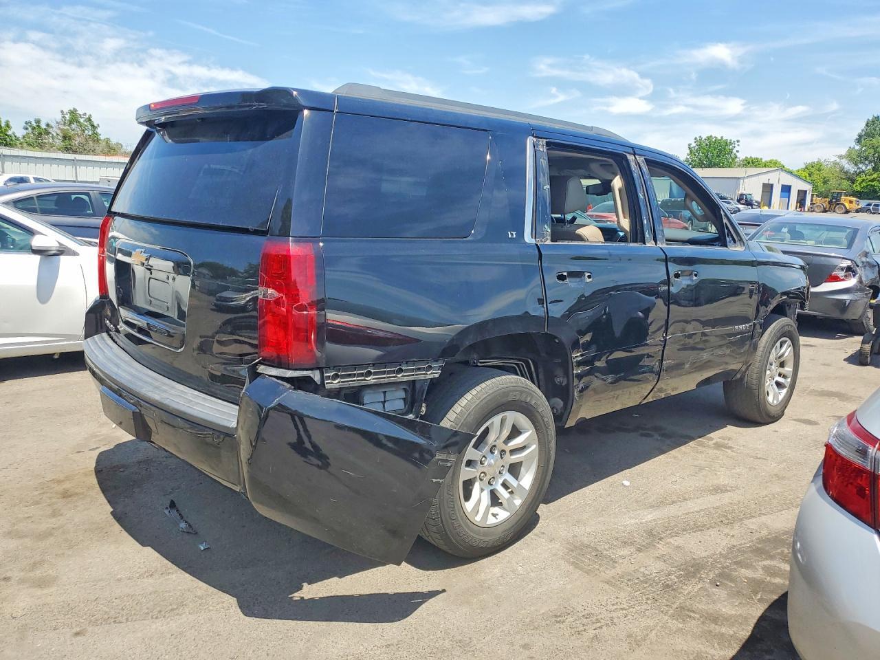 2018 Chevrolet Tahoe C1500 Lt - Image 3