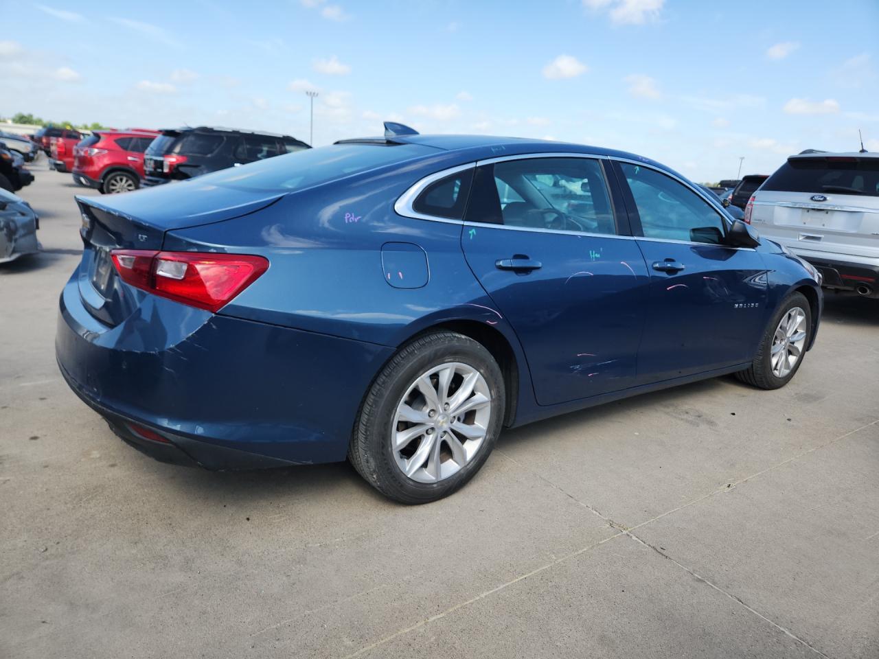 2024 Chevrolet Malibu Lt - Image 3