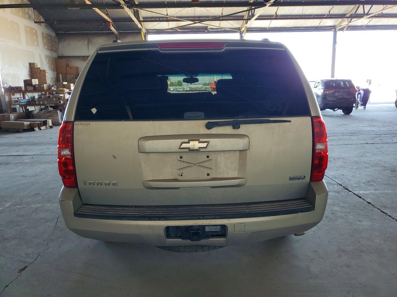 2010 Chevrolet Tahoe C1500 Ls - Image 6