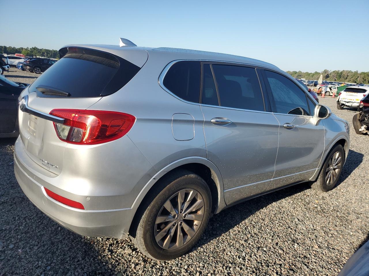 2017 Buick Envision Essence - Фото 3