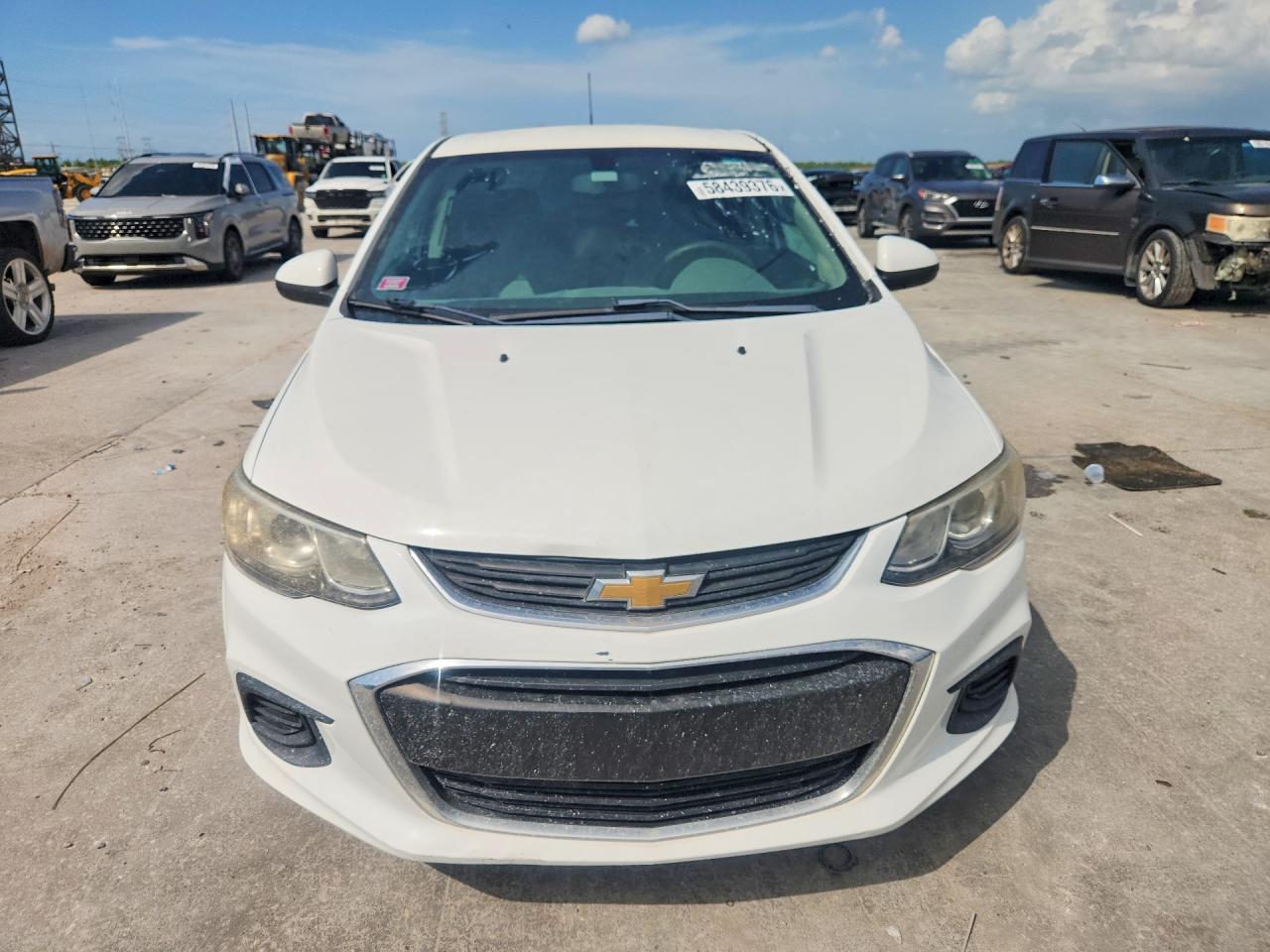 2017 Chevrolet Sonic Ls - Image 5